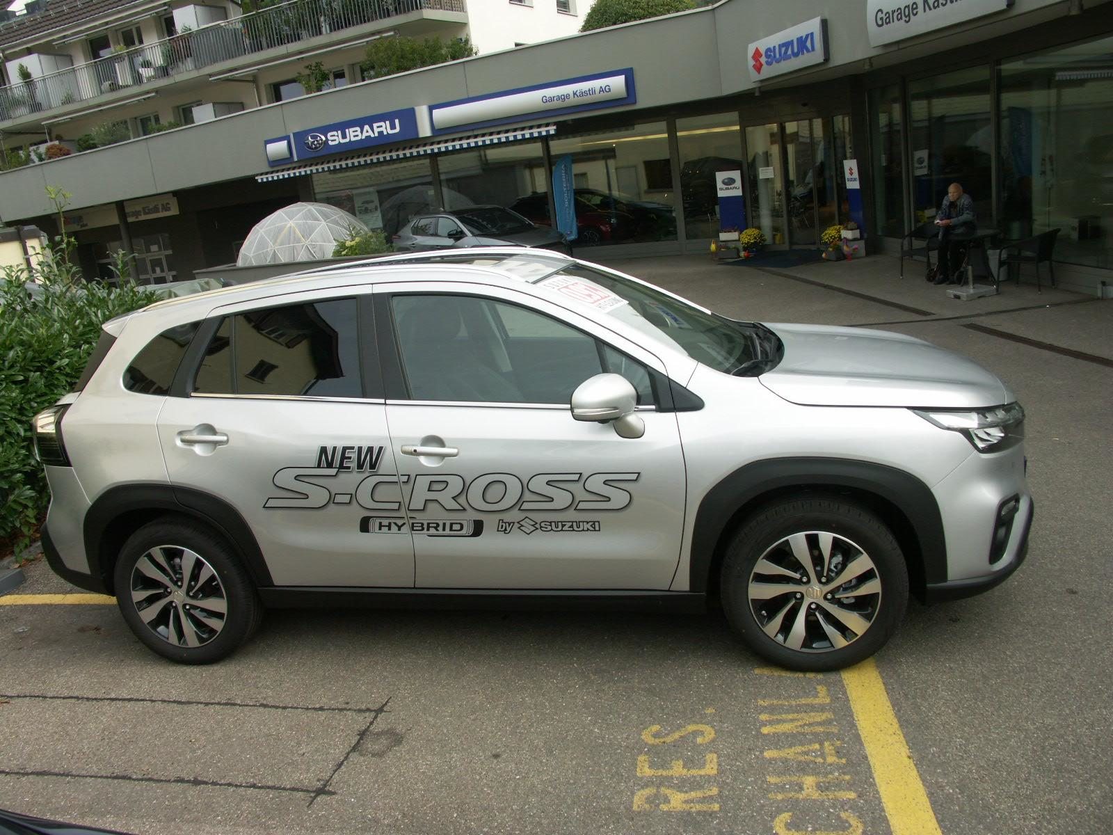 SUZUKI S-Cross 1.5 Compact Top Hybrid 4x4, Voll-Hybrid Benzin/Elektro, Neuwagen, Automatik - 2