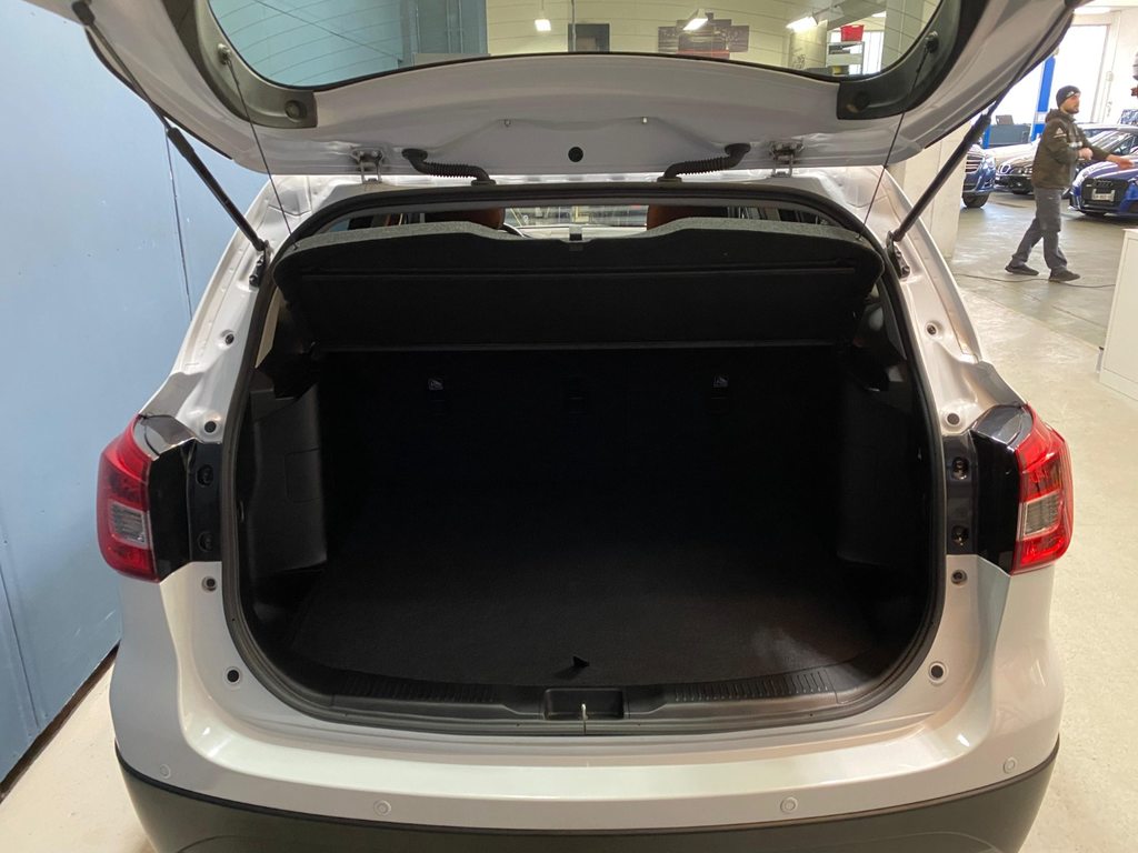 SUZUKI SX4 S-Cross 1.4 T Hybrid 4x4, Mild-Hybrid Benzin/Elektro, Occasion / Gebraucht, Automat - 7