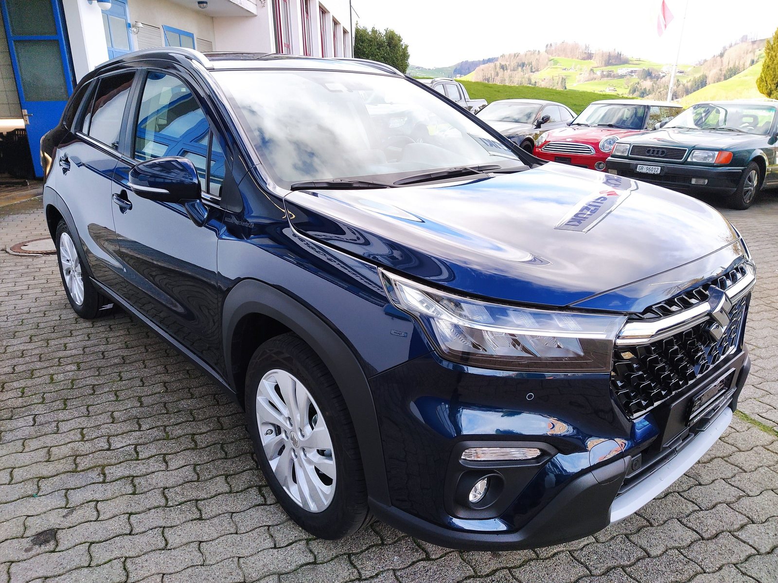 SUZUKI S-Cross 1.5 Compact+ Hybrid 4x4, Voll-Hybrid Benzin/Elektro, Occasion / Gebraucht, Automatik - 3