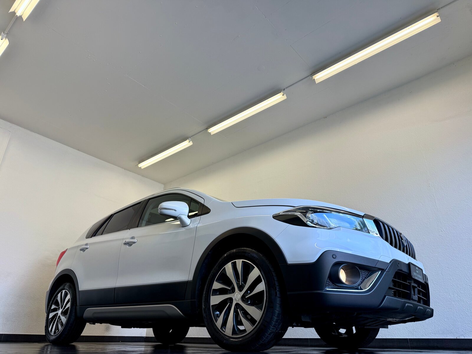 SUZUKI S-Cross, Petrol, Second hand / Used, Automatic - 4