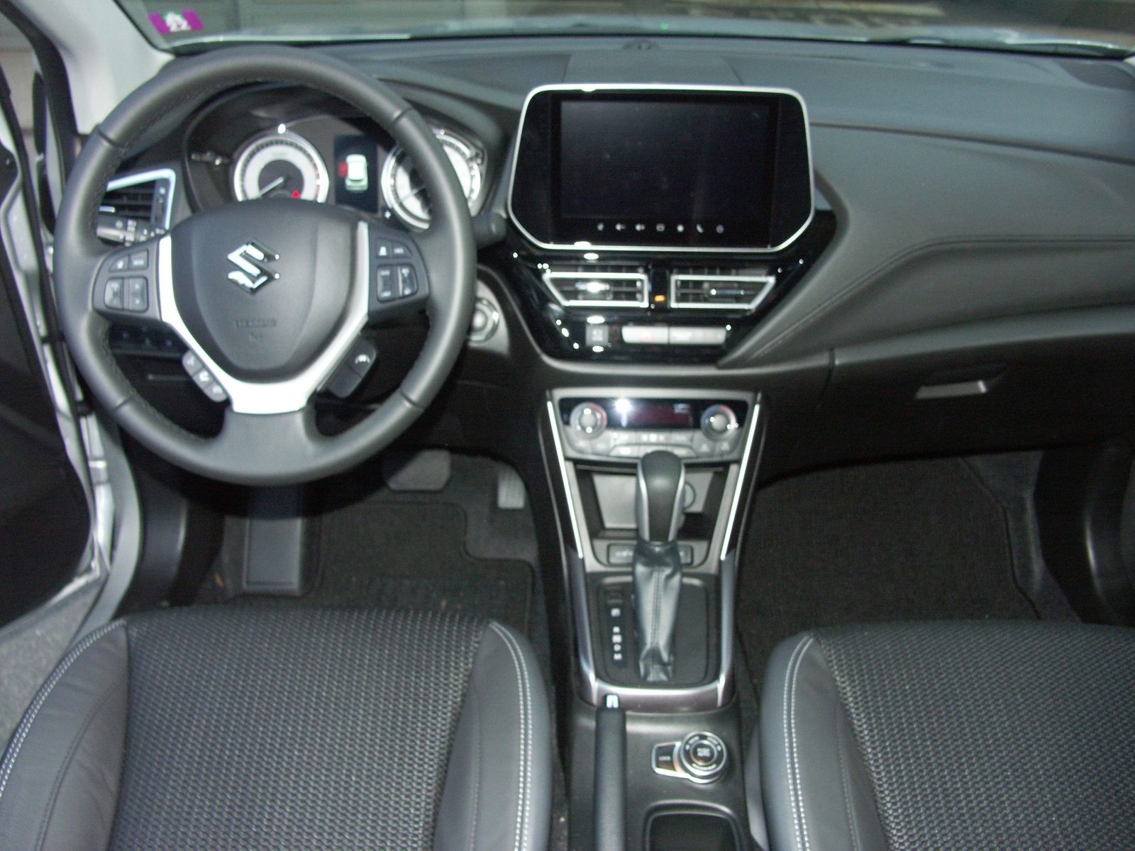 SUZUKI S-Cross 1.5 Compact Top Hybrid 4x4, Hybride Intégral Essence/Électricité, Voiture de démonstration, Automatique - 5