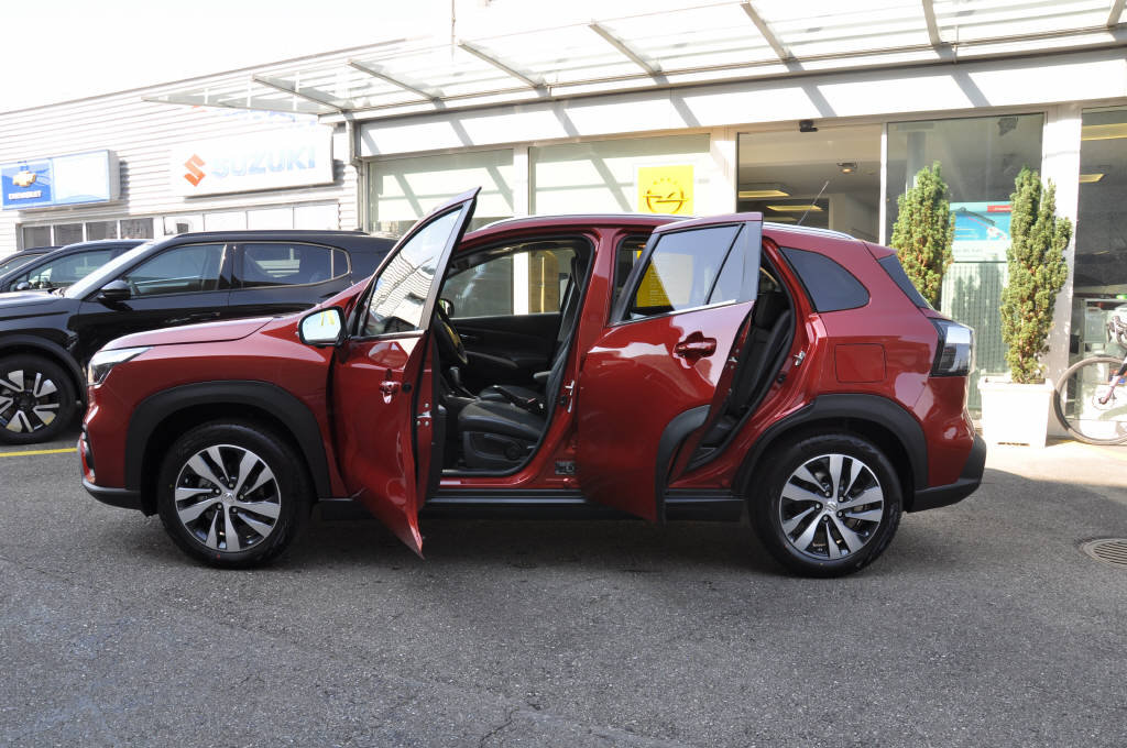 SUZUKI S-Cross 1.4 T Compact Top Hybrid 4x4, Mild-Hybrid Petrol/Electric, Pre-registered new car, Automatic - 4