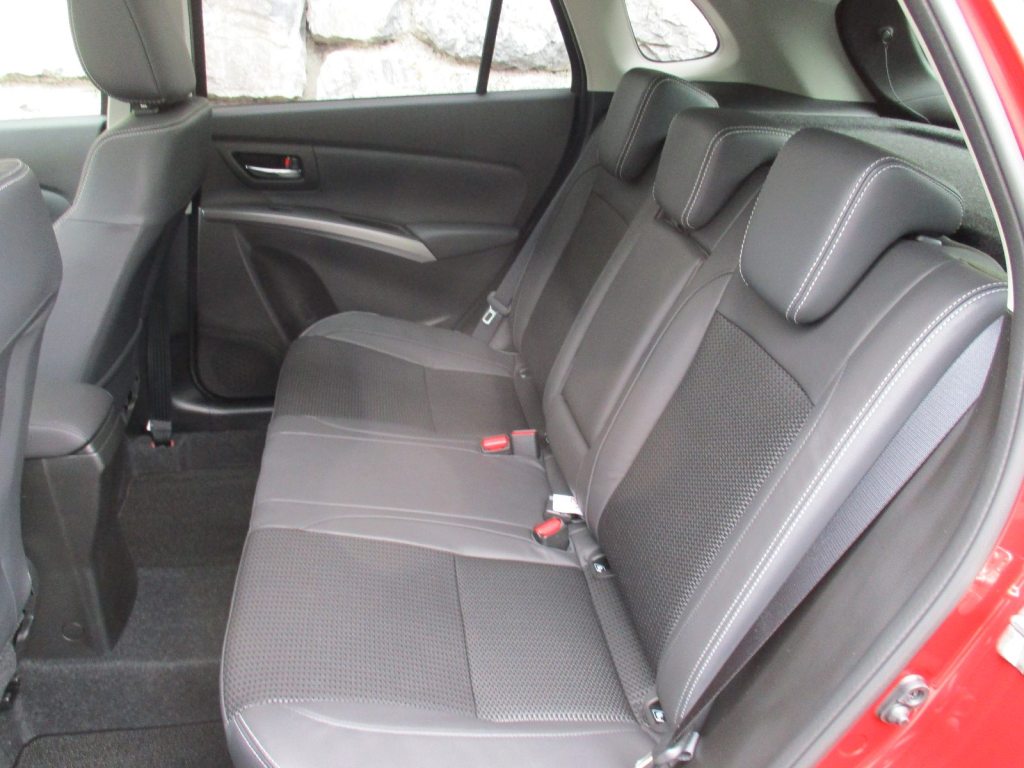 SUZUKI S-CROSS 1.4 T Compact Top Hybrid 4x4, Mild-Hybrid Petrol/Electric, New car, Automatic - 6
