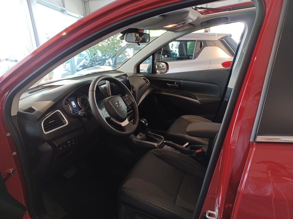 SUZUKI S-Cross 1.5 Compact Top Hybrid 4x4, Full-Hybrid Petrol/Electric, New car, Automatic - 3