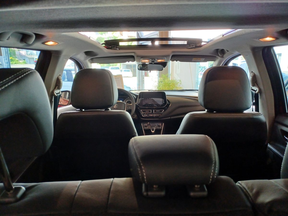 SUZUKI S-Cross 1.5 Compact Top Hybrid 4x4, Full-Hybrid Petrol/Electric, New car, Automatic - 4