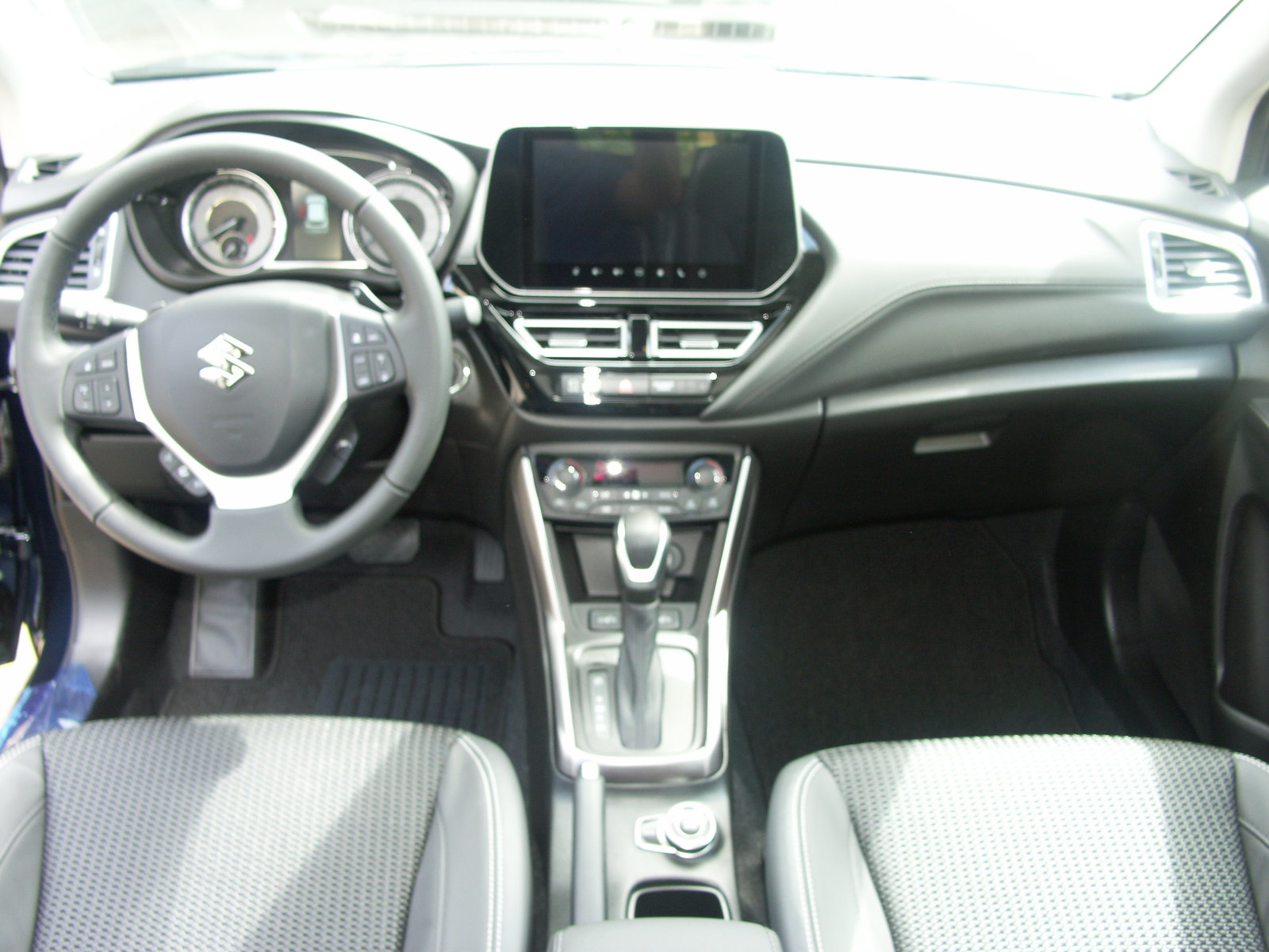 SUZUKI S-Cross 1.5 Compact Top Hybrid, Essence, Voiture nouvelle, Automatique - 5