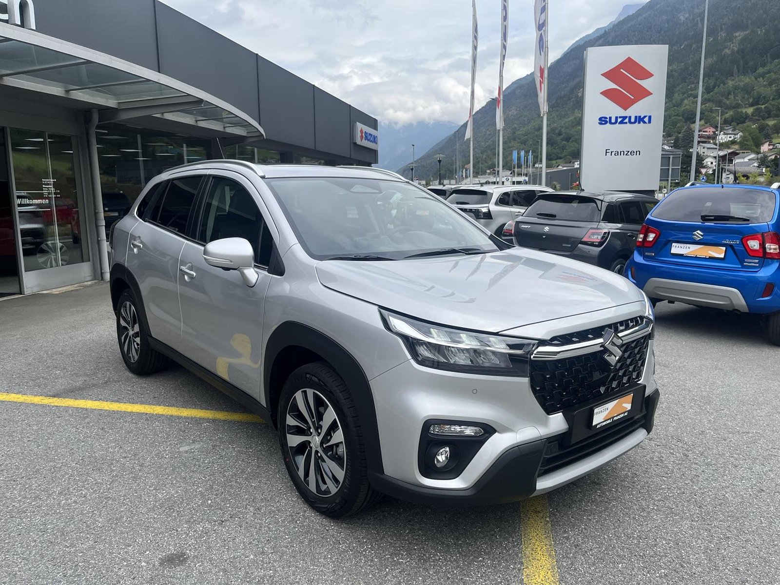 SUZUKI S-Cross 1.4 T Compact Top Hybrid 4x4, Hybride Léger Essence/Électricité, Voiture nouvelle, Automatique - 2