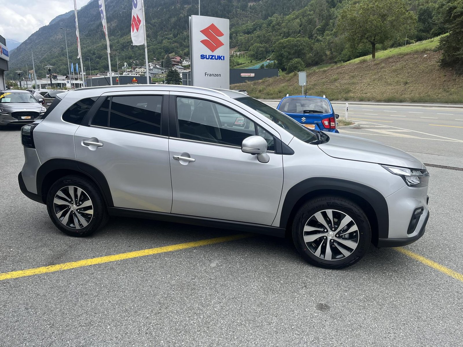 SUZUKI S-Cross 1.4 T Compact Top Hybrid 4x4, Hybride Léger Essence/Électricité, Voiture nouvelle, Automatique - 3