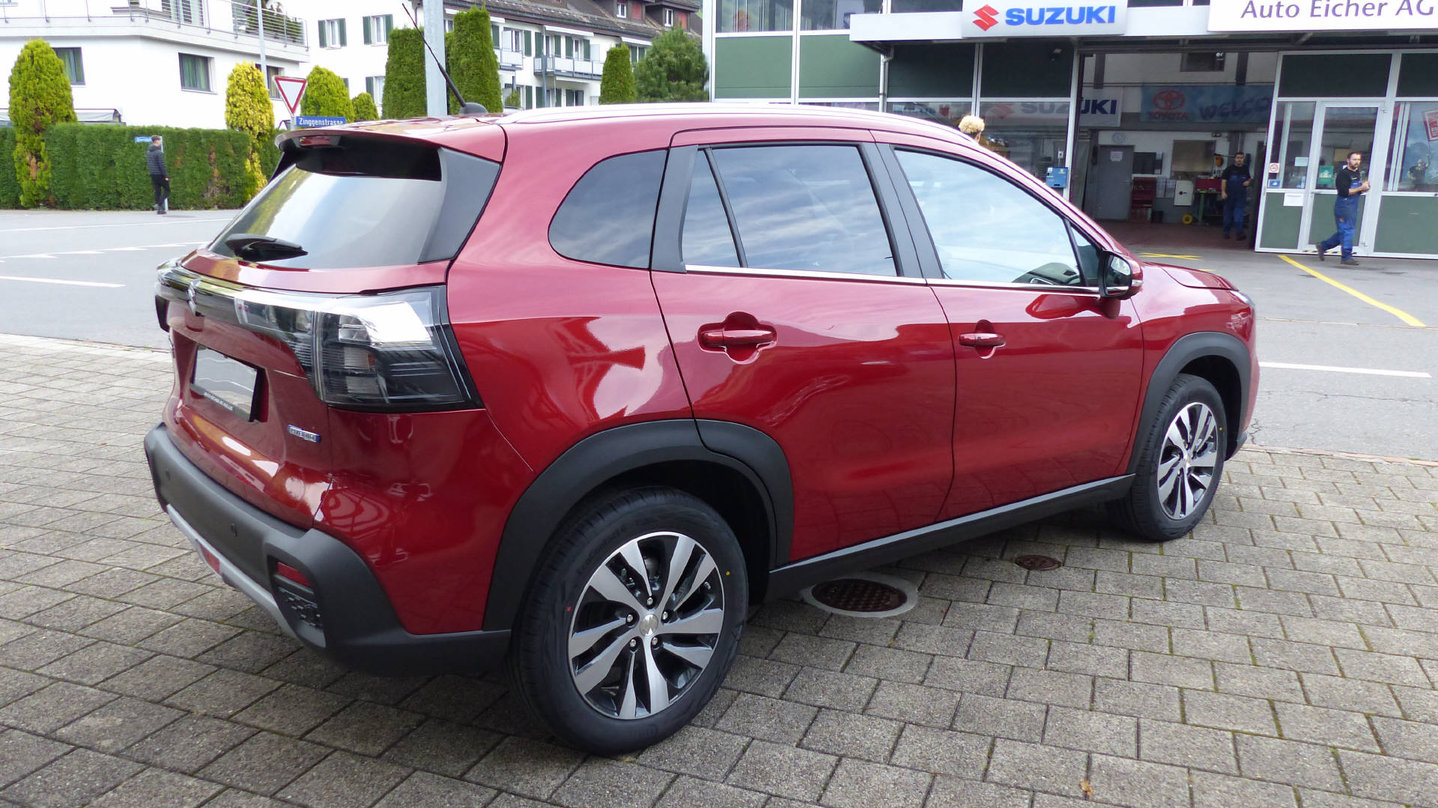 SUZUKI S-Cross 1.4 T Compact Top Hybrid 4x4, Mild-Hybrid Petrol/Electric, New car, Automatic - 4