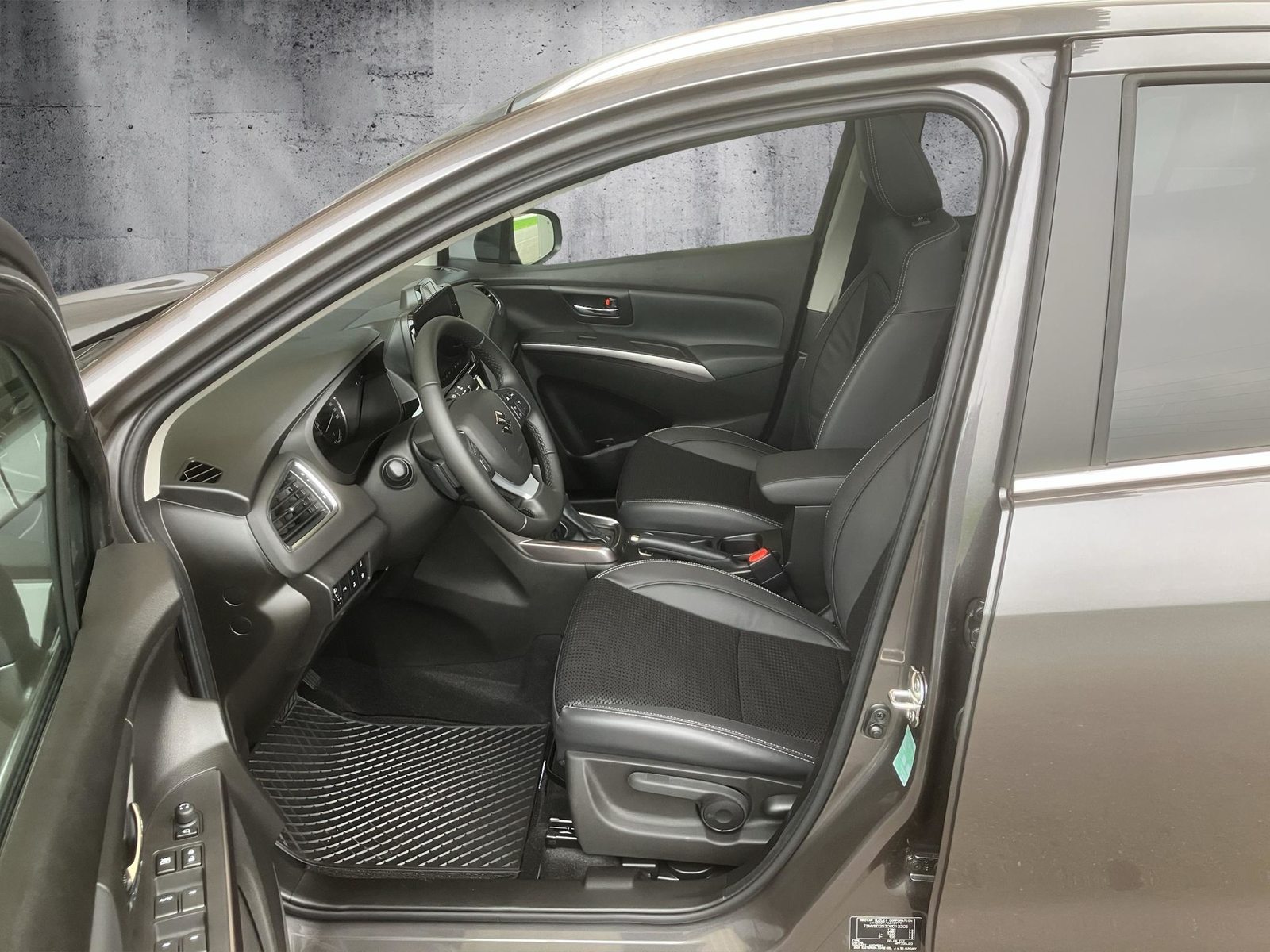 SUZUKI S-Cross 1.4 T Compact Top Hybrid 4x4, Hybride Léger Essence/Électricité, Voiture nouvelle, Automatique - 6