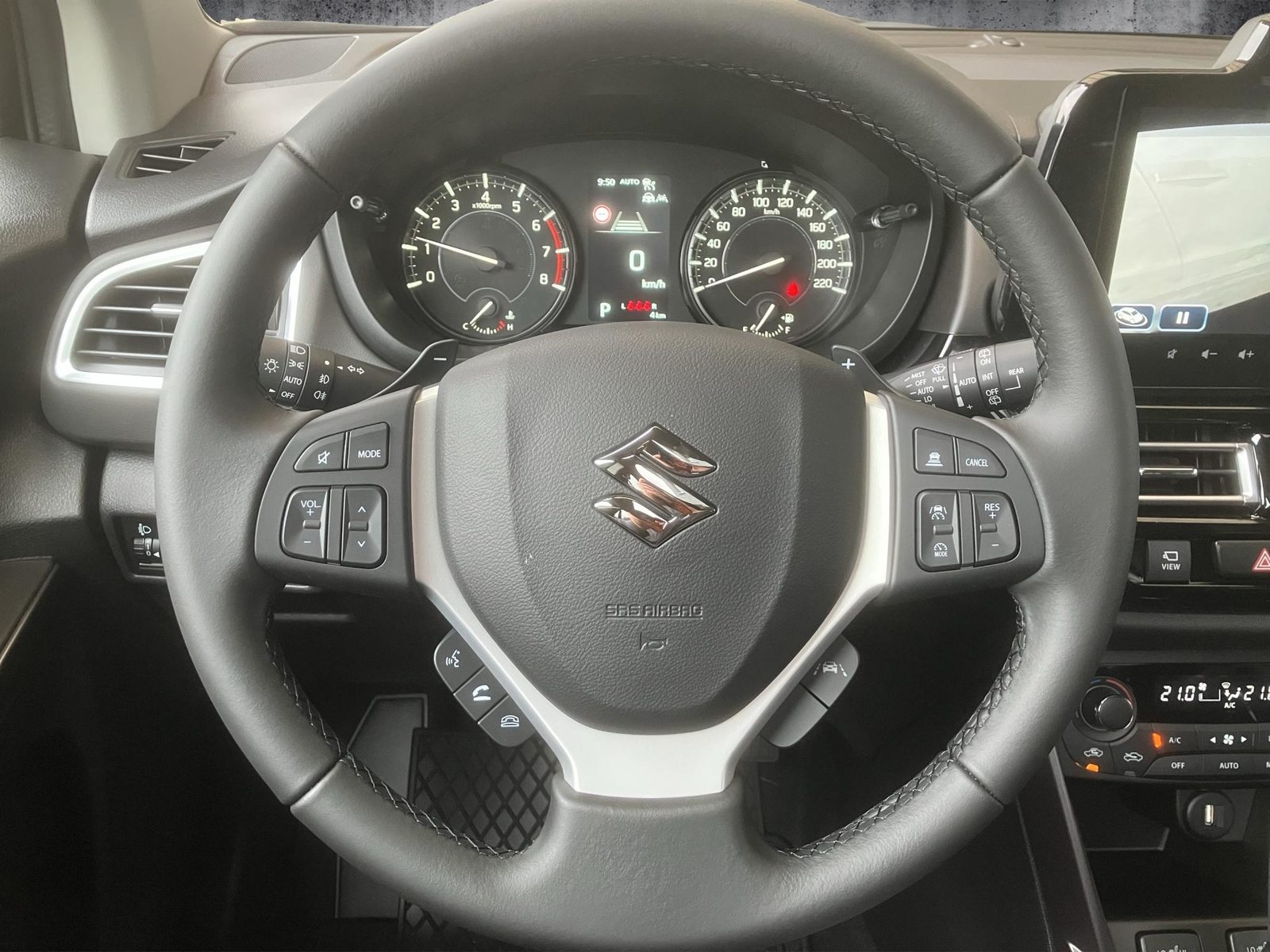 SUZUKI S-Cross 1.4 T Compact Top Hybrid 4x4, Hybride Léger Essence/Électricité, Voiture nouvelle, Automatique - 7