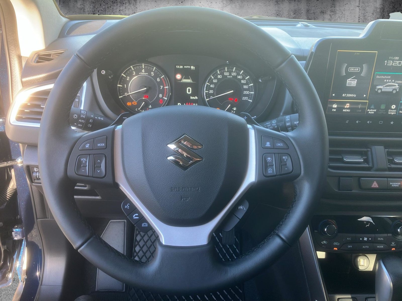 SUZUKI S-Cross 1.4 T Compact+ Hybrid 4x4, Mild-Hybrid Petrol/Electric, New car, Automatic - 7