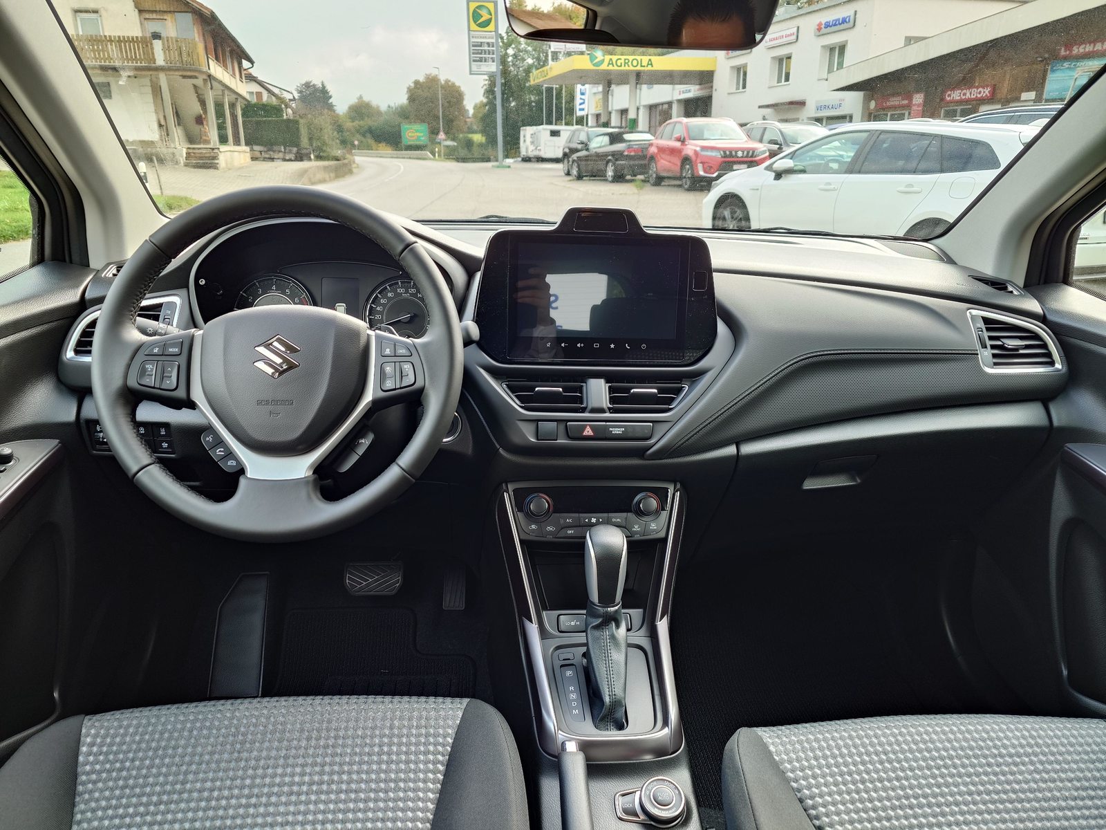SUZUKI S-Cross 1.4 T Compact+ Hybrid 4x4, Mild-Hybrid Petrol/Electric, New car, Automatic - 5