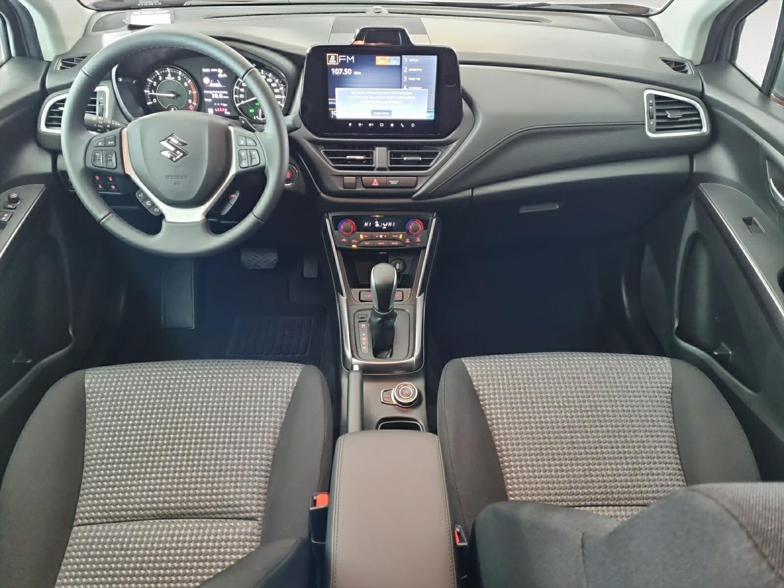 SUZUKI S-Cross 1.4 T Compact+ Hybrid 4x4, Mild-Hybrid Benzin/Elektro, Neuwagen, Automatik - 7