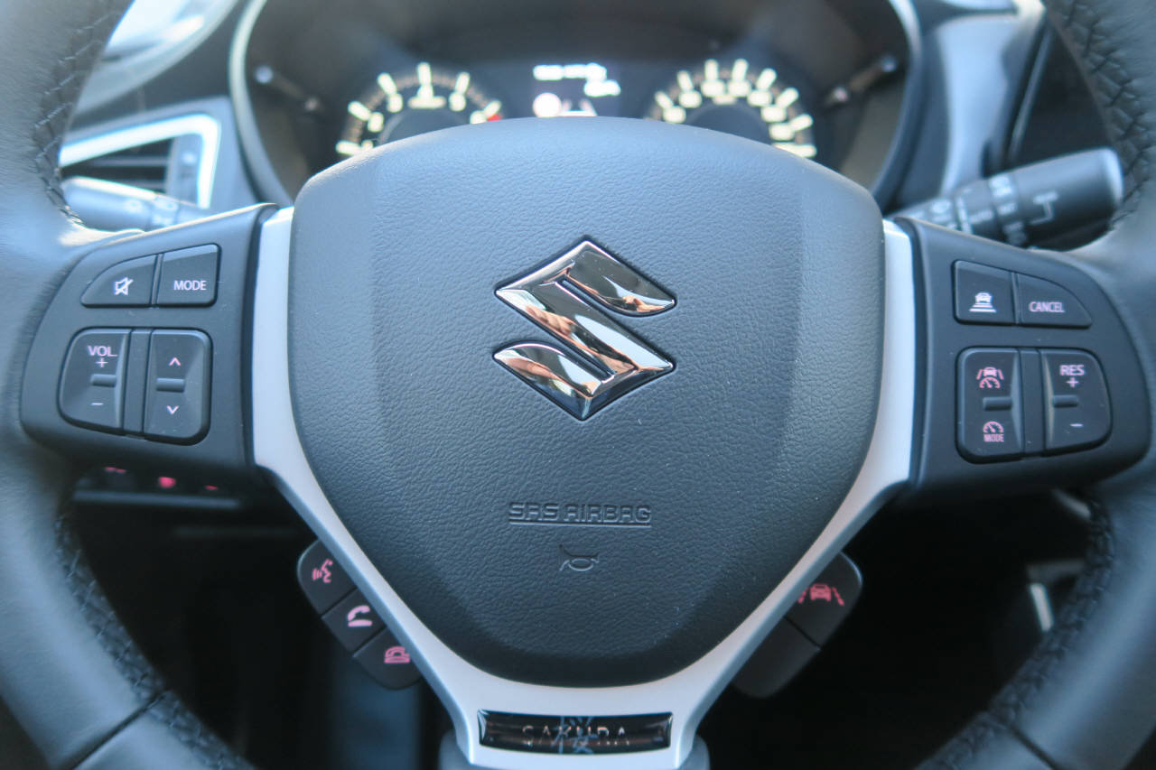 SUZUKI S-Cross 1.4 T Sakura Top Hybrid 4x4, Mild-Hybrid Benzin/Elektro, Neuwagen, Automatik - 6