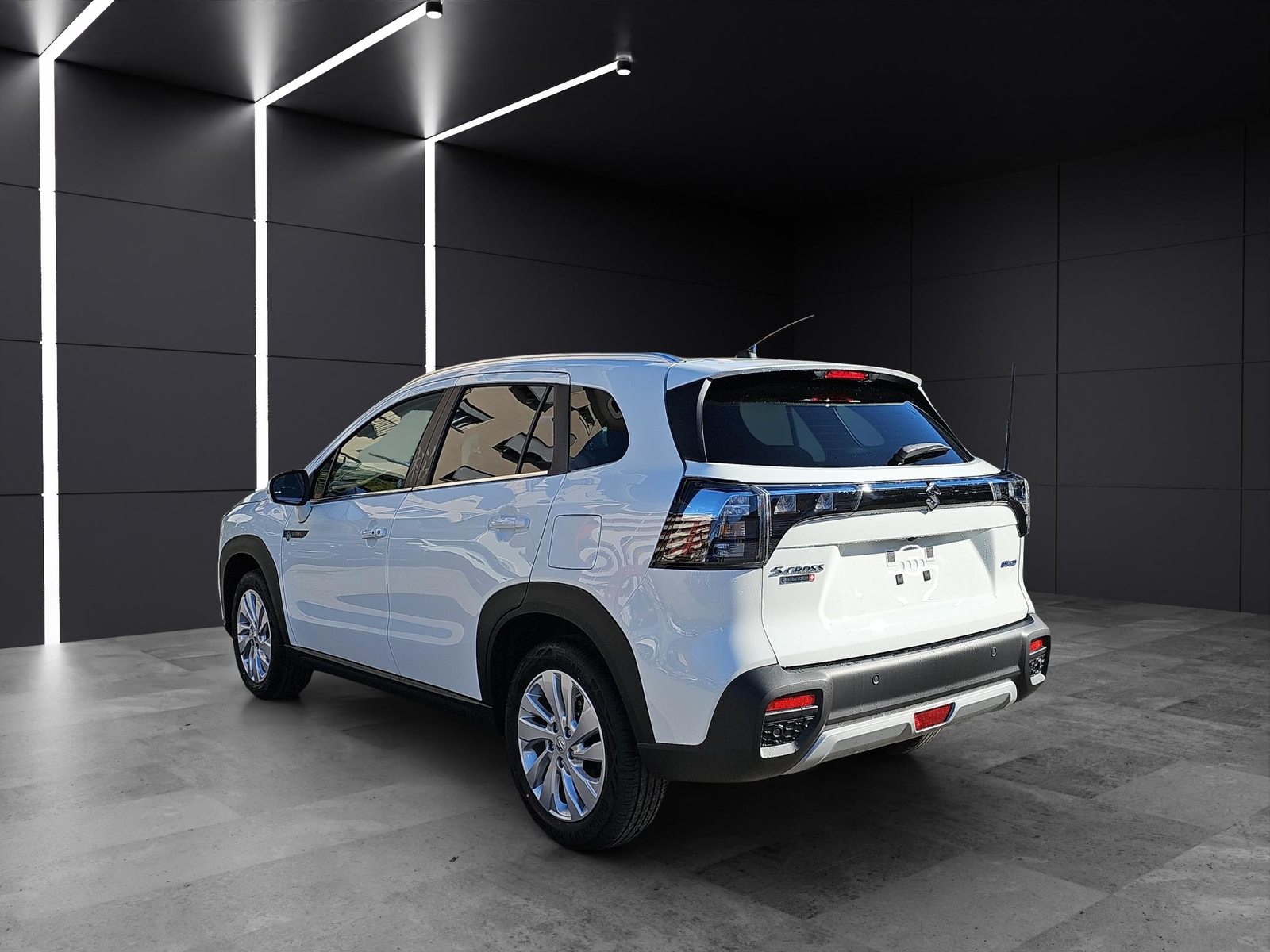SUZUKI S-Cross 1.4 T Sakura Hybrid 4x4, Mild-Hybrid Petrol/Electric, New car, Automatic - 3