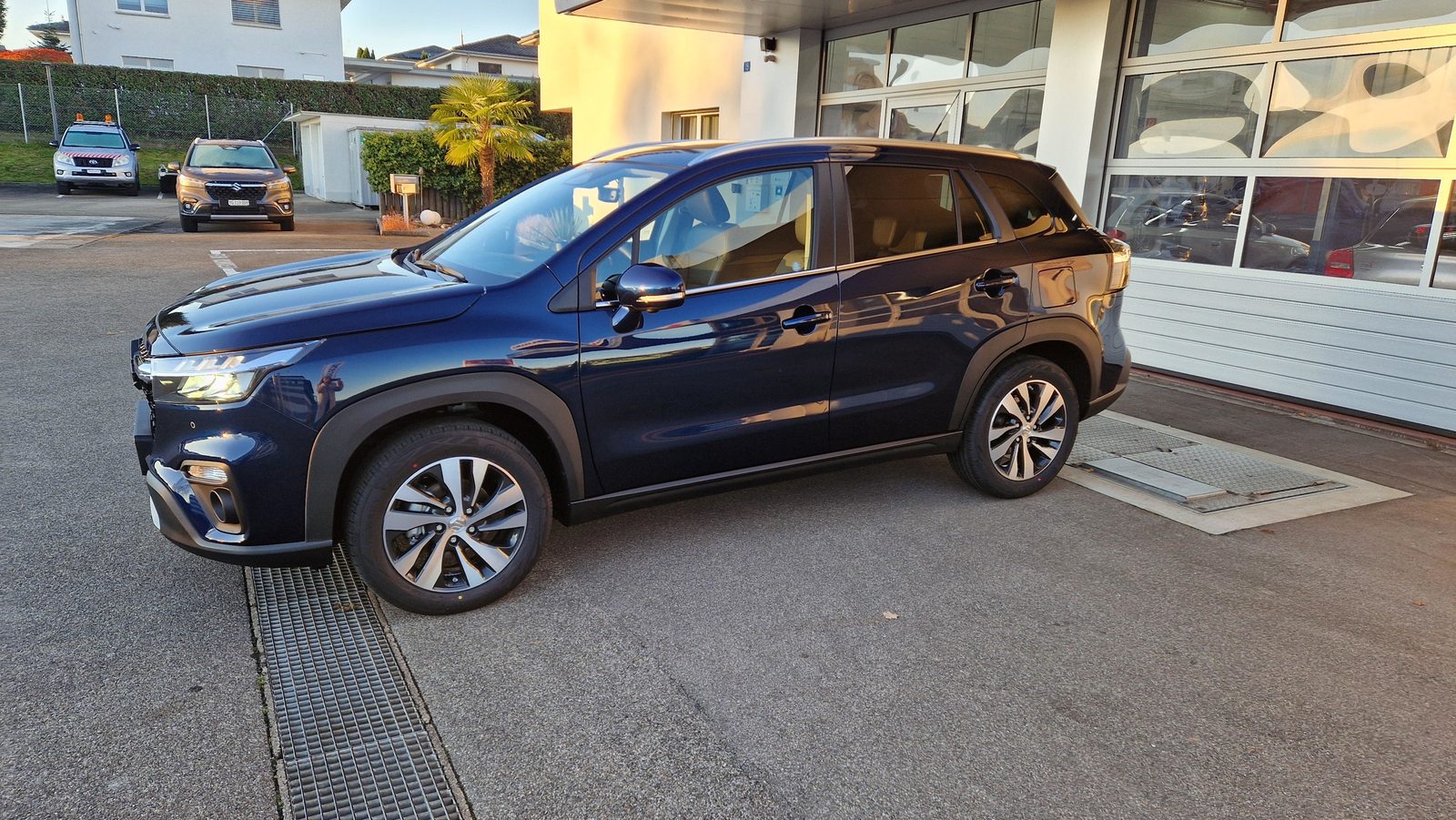 SUZUKI S-Cross 1.4 T Compact Top Hybrid 4x4, Mild-Hybrid Benzin/Elektro, Neuwagen, Automatik - 2