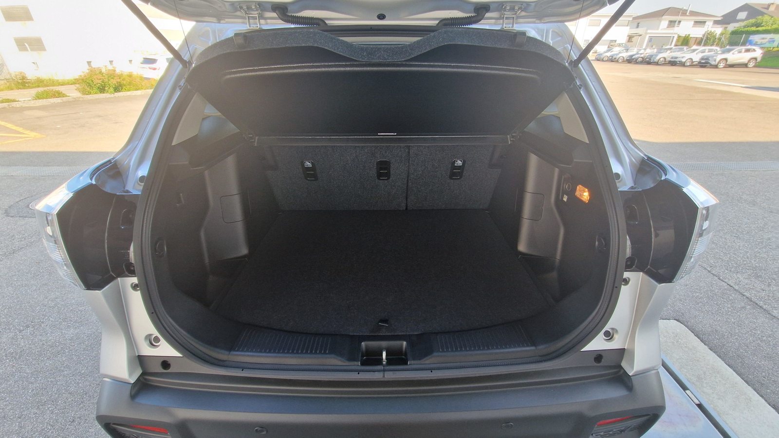 SUZUKI S-Cross 1.4 T Compact Top Hybrid 4x4, Mild-Hybrid Benzin/Elektro, Neuwagen, Automatik - 5