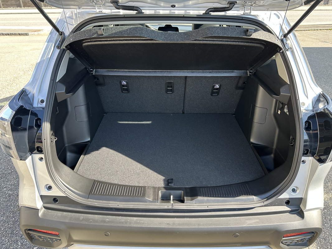 SUZUKI S-Cross 1.4 T Sakura Top Hybrid 4x4, Mild-Hybrid Petrol/Electric, New car, Automatic - 7