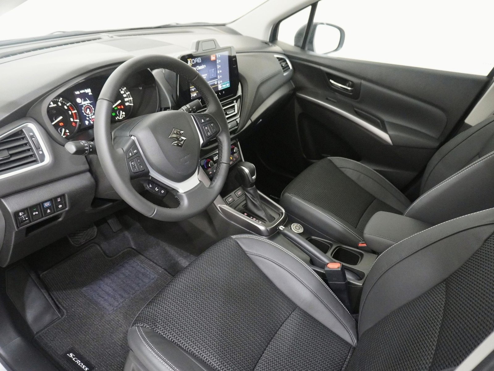 SUZUKI S-Cross 1.5 Compact Top Hybrid 4x4, Hybride Integrale Benzina/Elettrica, Auto nuove, Automatico - 7
