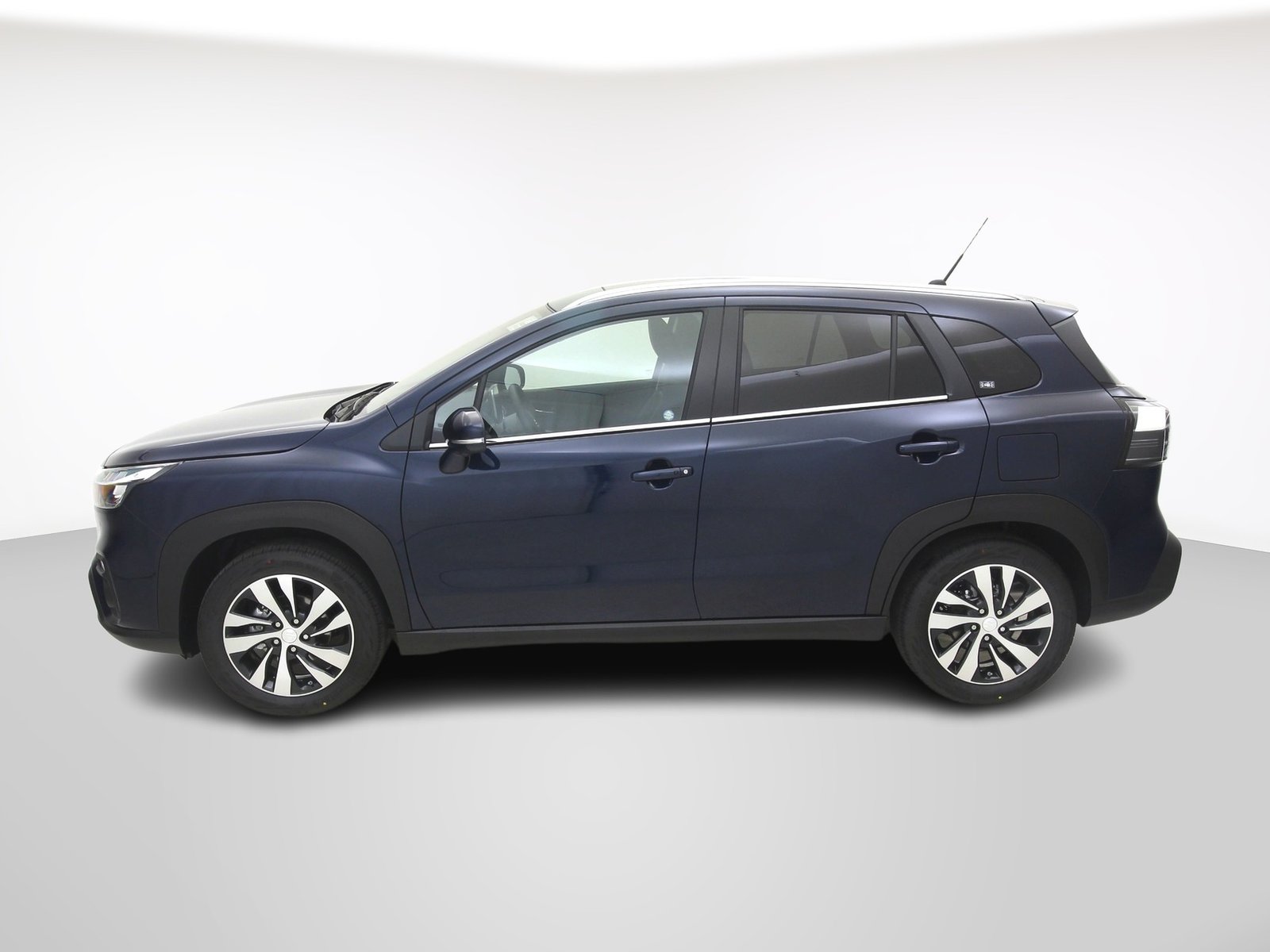 SUZUKI S-Cross 1.4 T Compact Top Hybrid 4x4, Mild-Hybrid Petrol/Electric, New car, Automatic - 2