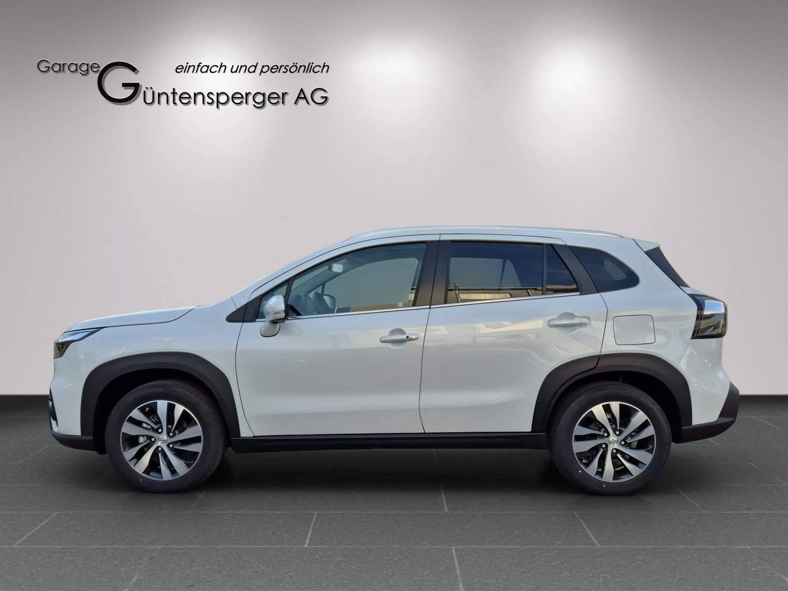 SUZUKI S-Cross 1.4 T Compact Top Hybrid 4x4, Mild-Hybrid Petrol/Electric, New car, Automatic - 2