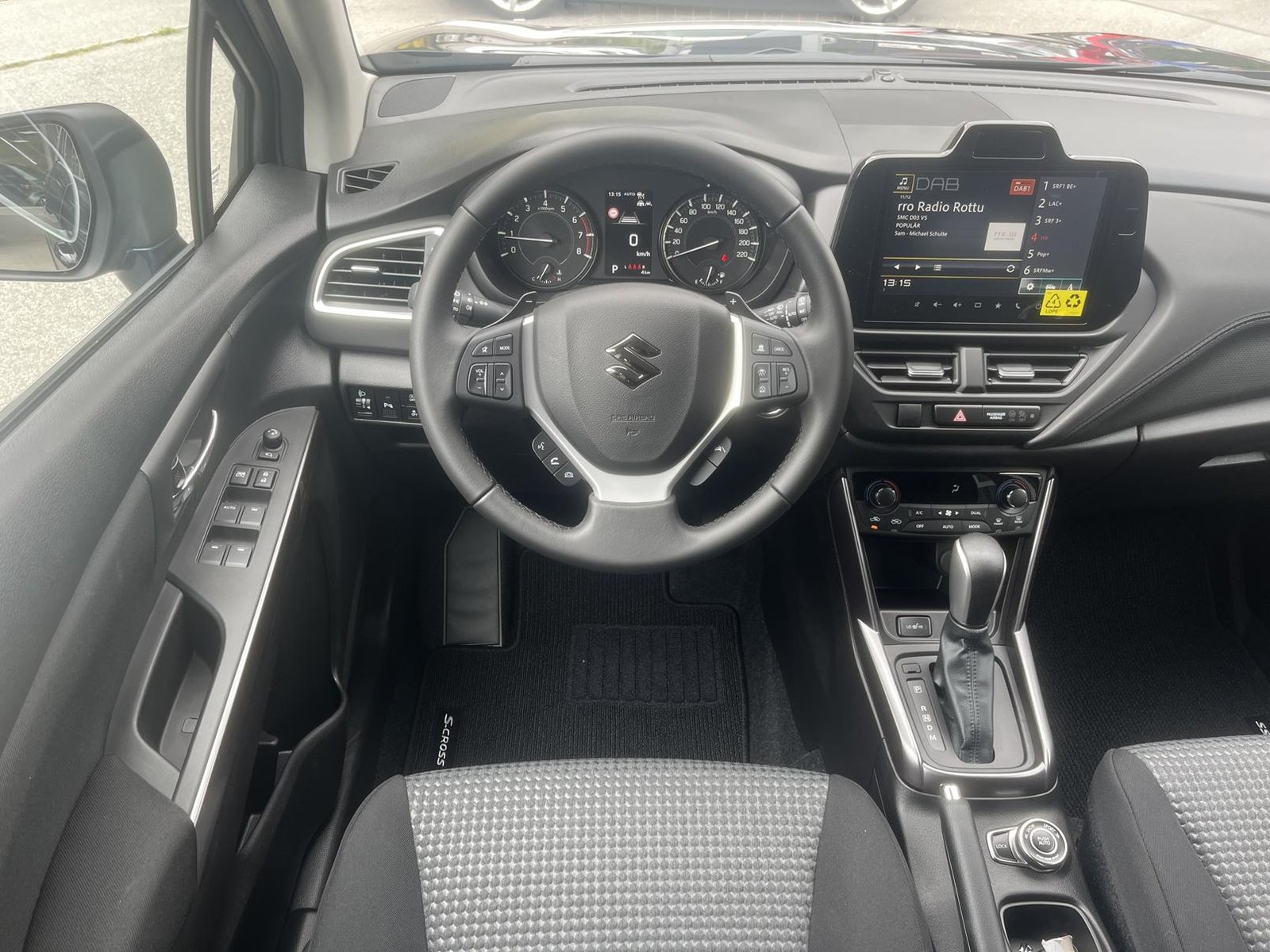 SUZUKI S-Cross 1.4 T Compact+ Hybrid 4x4, Hybride Léger Essence/Électricité, Voiture nouvelle, Automatique - 6