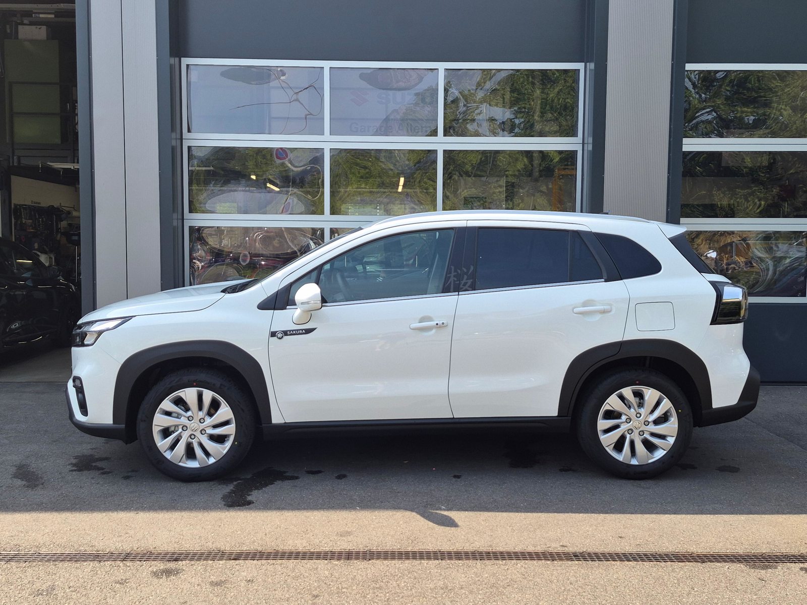SUZUKI S-Cross 1.4 T Sakura Hybrid 4x4