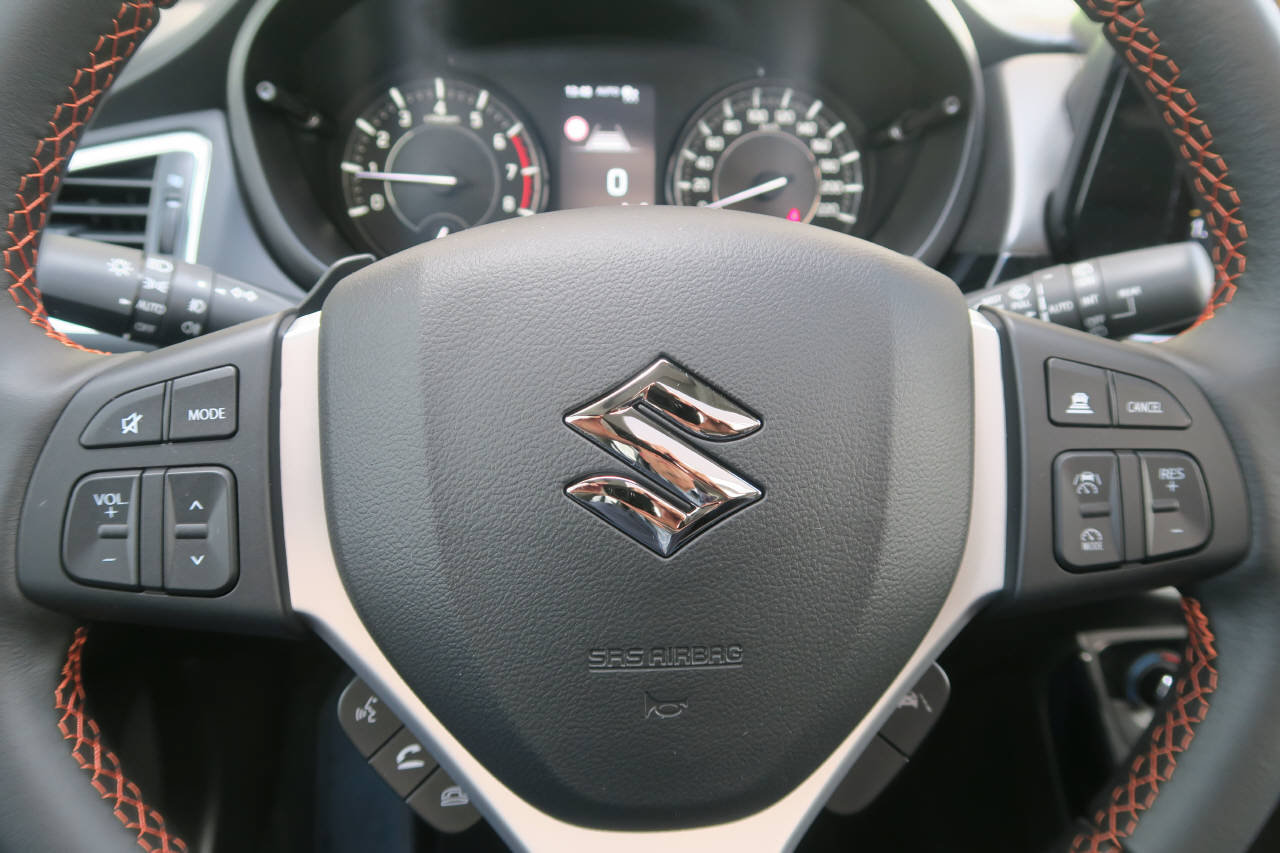 SUZUKI S-Cross 1.4 T Black Edition Top Hybrid 4x4, Hybride Leggero Benzina/Elettrica, Auto nuove, Automatico - 7