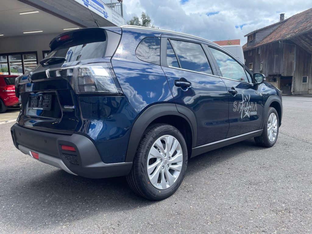 SUZUKI S-CROSS 1.4 T Sakura Hybrid 4x4, Hybride Leggero Benzina/Elettrica, Auto nuove, Automatico - 3