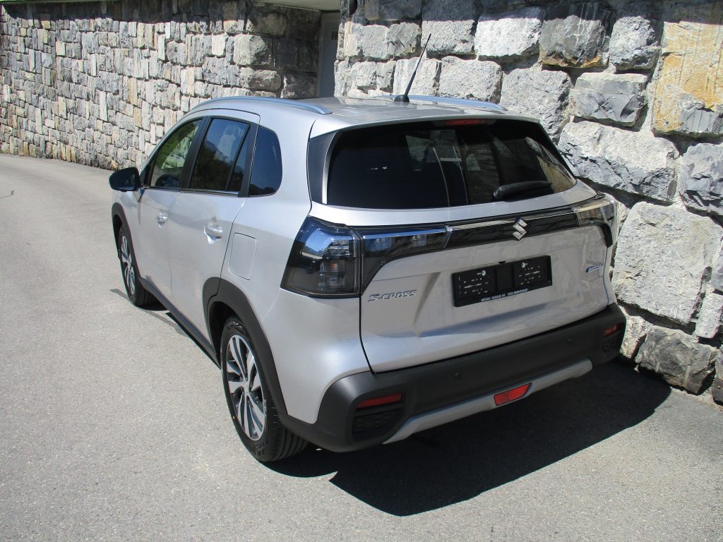 SUZUKI S-CROSS 1.4 T Compact Top Hybrid 4x4, Mild-Hybrid Benzin/Elektro, Neuwagen, Automatik - 3