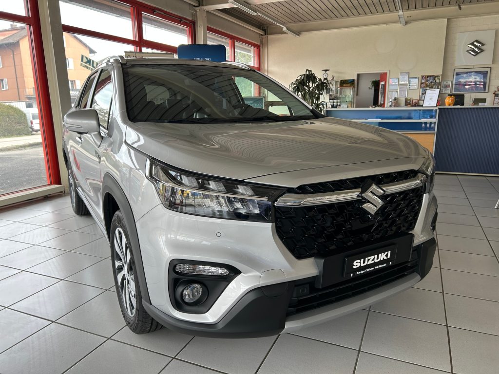 SUZUKI S-CROSS 1.4 T Sakura Top Hybrid 4x4