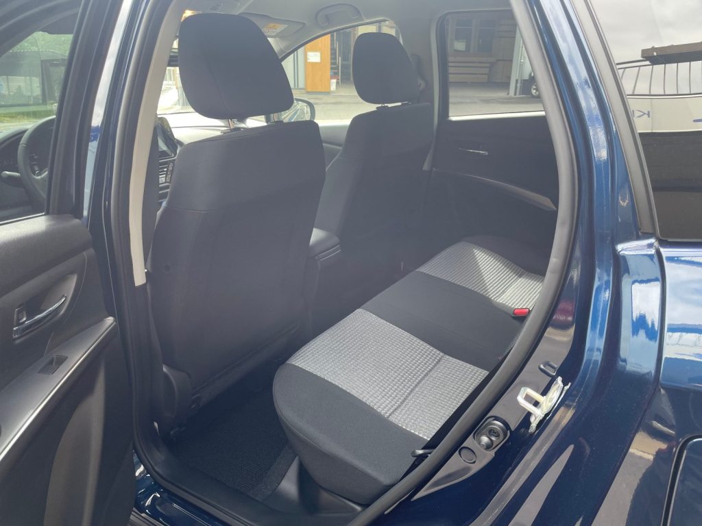 SUZUKI S-CROSS 1.4 T Sakura Hybrid 4x4, Hybride Leggero Benzina/Elettrica, Auto nuove, Automatico - 6