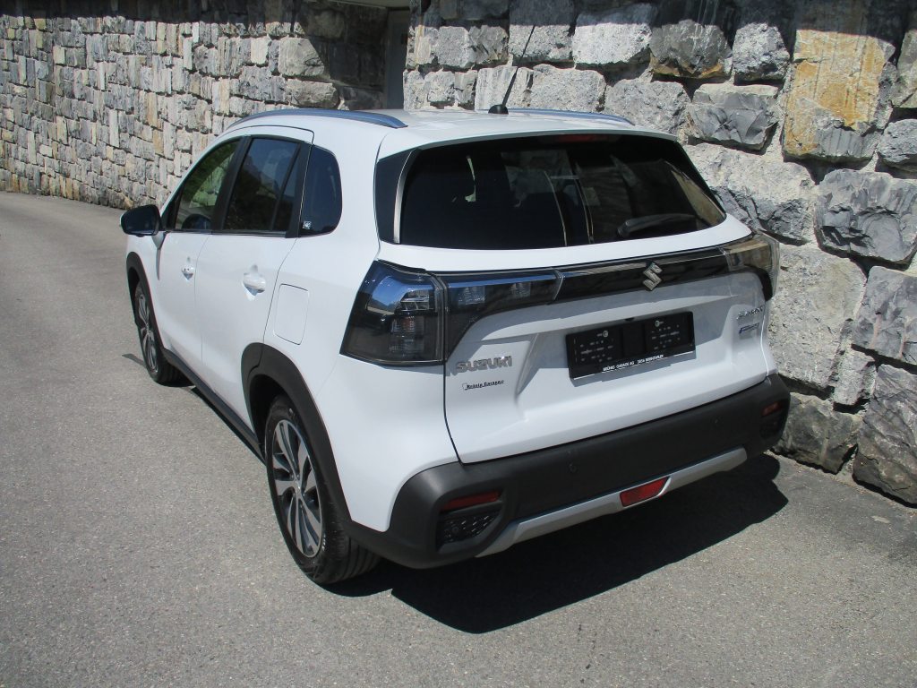 SUZUKI S-CROSS 1.4 T Compact Top Hybrid 4x4, Mild-Hybrid Benzin/Elektro, Occasion / Gebraucht, Handschaltung - 3