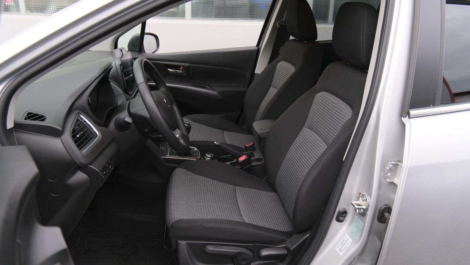 SUZUKI S-Cross 1.4 16V Compact+ MHD 4WD, Mild-Hybrid Petrol/Electric, Second hand / Used, Manual - 4