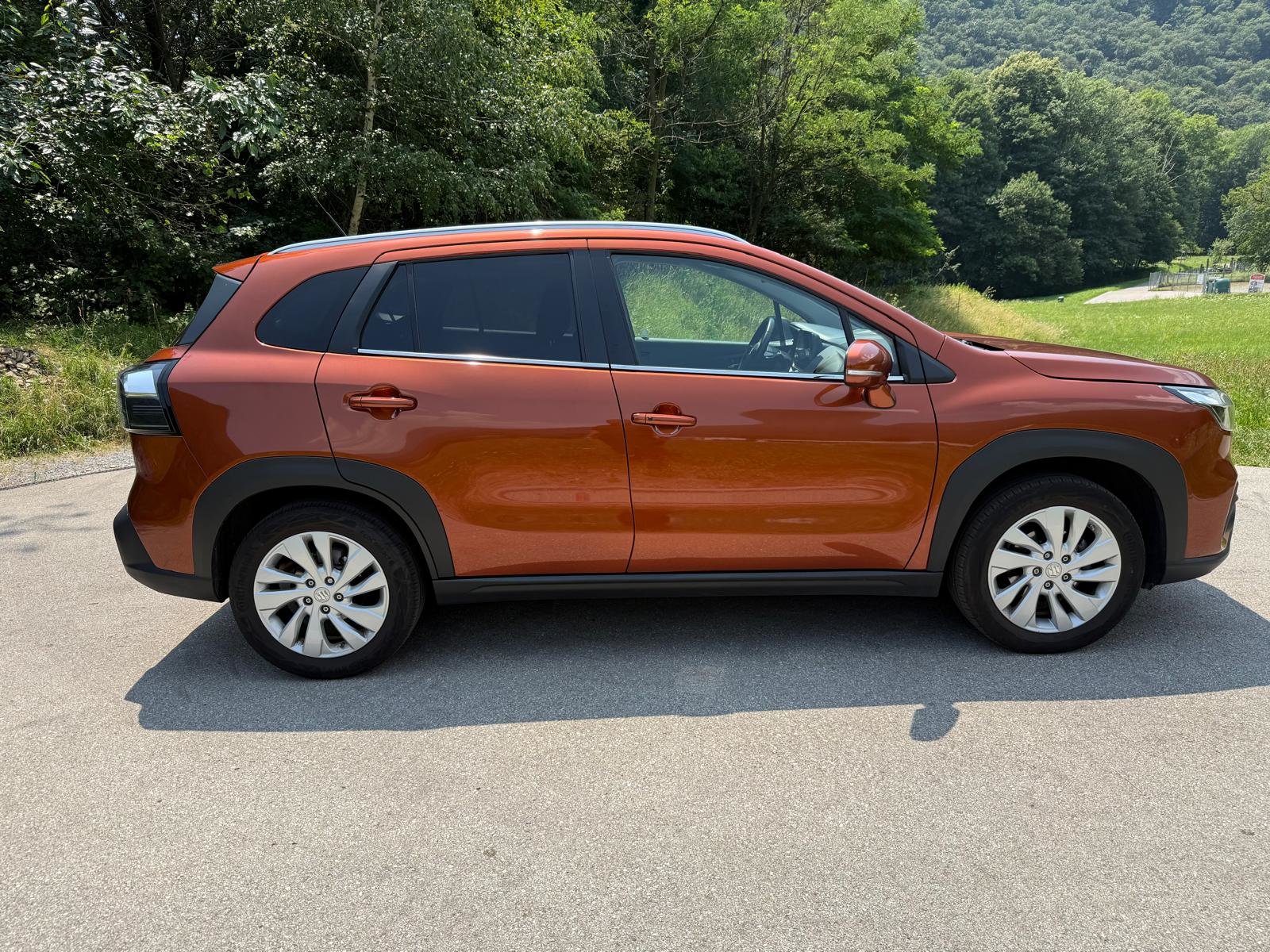 SUZUKI S-Cross 1.5 Compact Top Hybrid, Hybride Intégral Essence/Électricité, Occasion / Utilisé, Automatique - 4