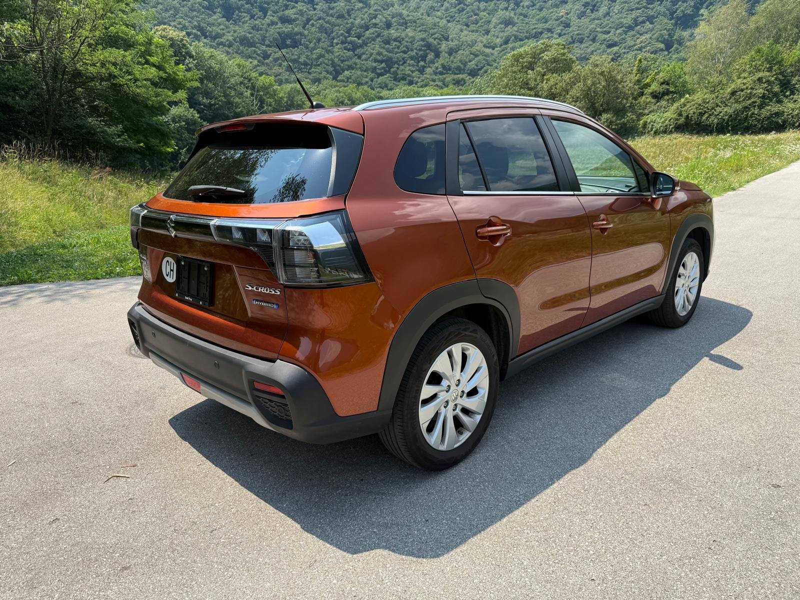 SUZUKI S-Cross 1.5 Compact Top Hybrid, Hybride Intégral Essence/Électricité, Occasion / Utilisé, Automatique - 5