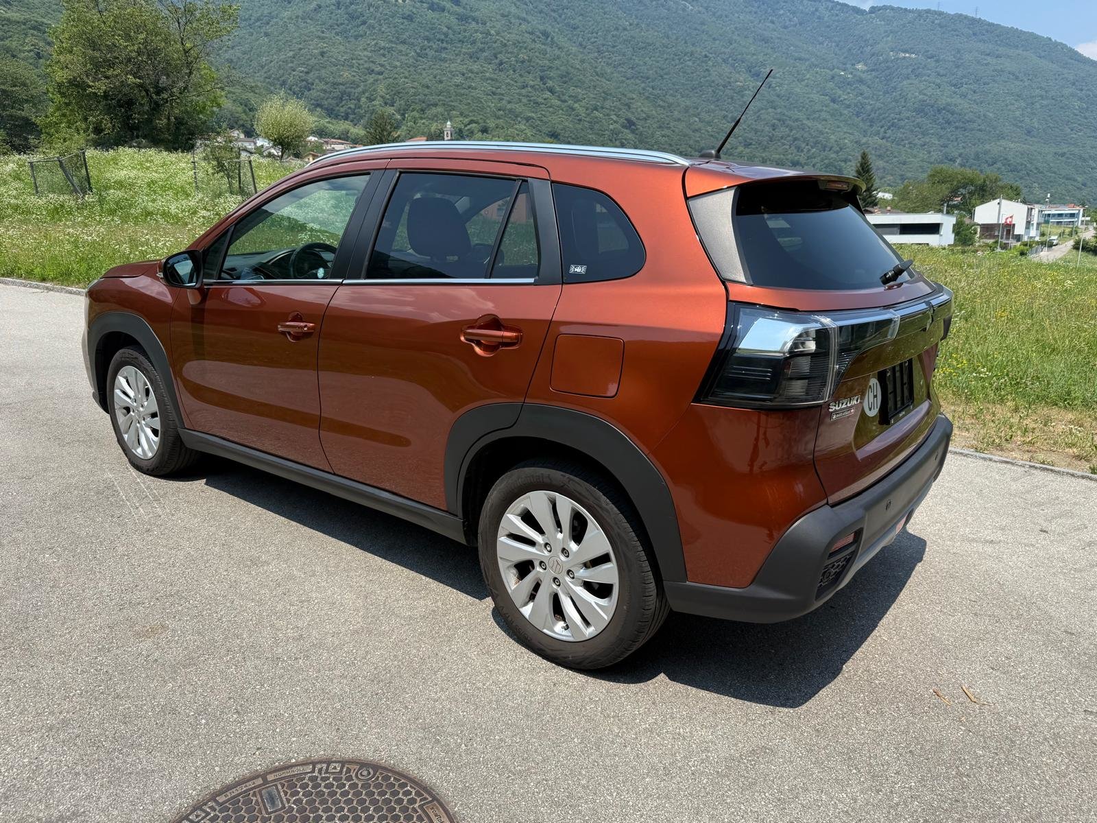 SUZUKI S-Cross 1.5 Compact Top Hybrid, Hybride Intégral Essence/Électricité, Occasion / Utilisé, Automatique - 7