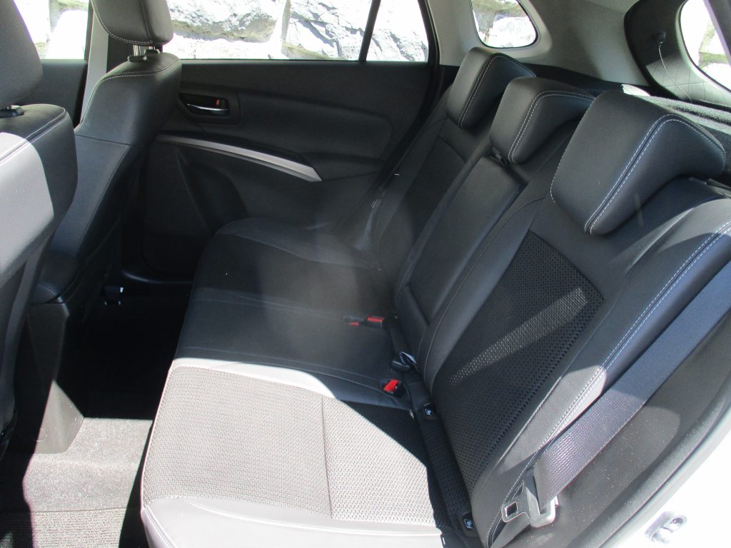 SUZUKI S-CROSS 1.4 T Compact Top Hybrid 4x4, Mild-Hybrid Benzin/Elektro, Occasion / Gebraucht, Handschaltung - 6
