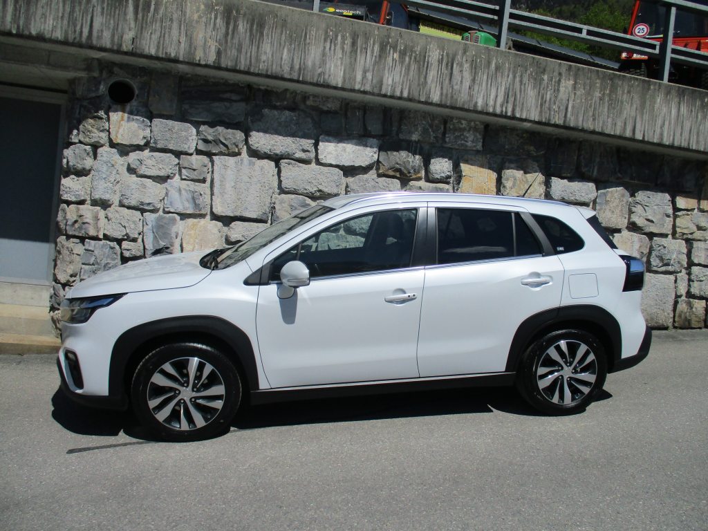 SUZUKI S-CROSS 1.4 T Compact Top Hybrid 4x4, Mild-Hybrid Benzin/Elektro, Occasion / Gebraucht, Handschaltung - 2