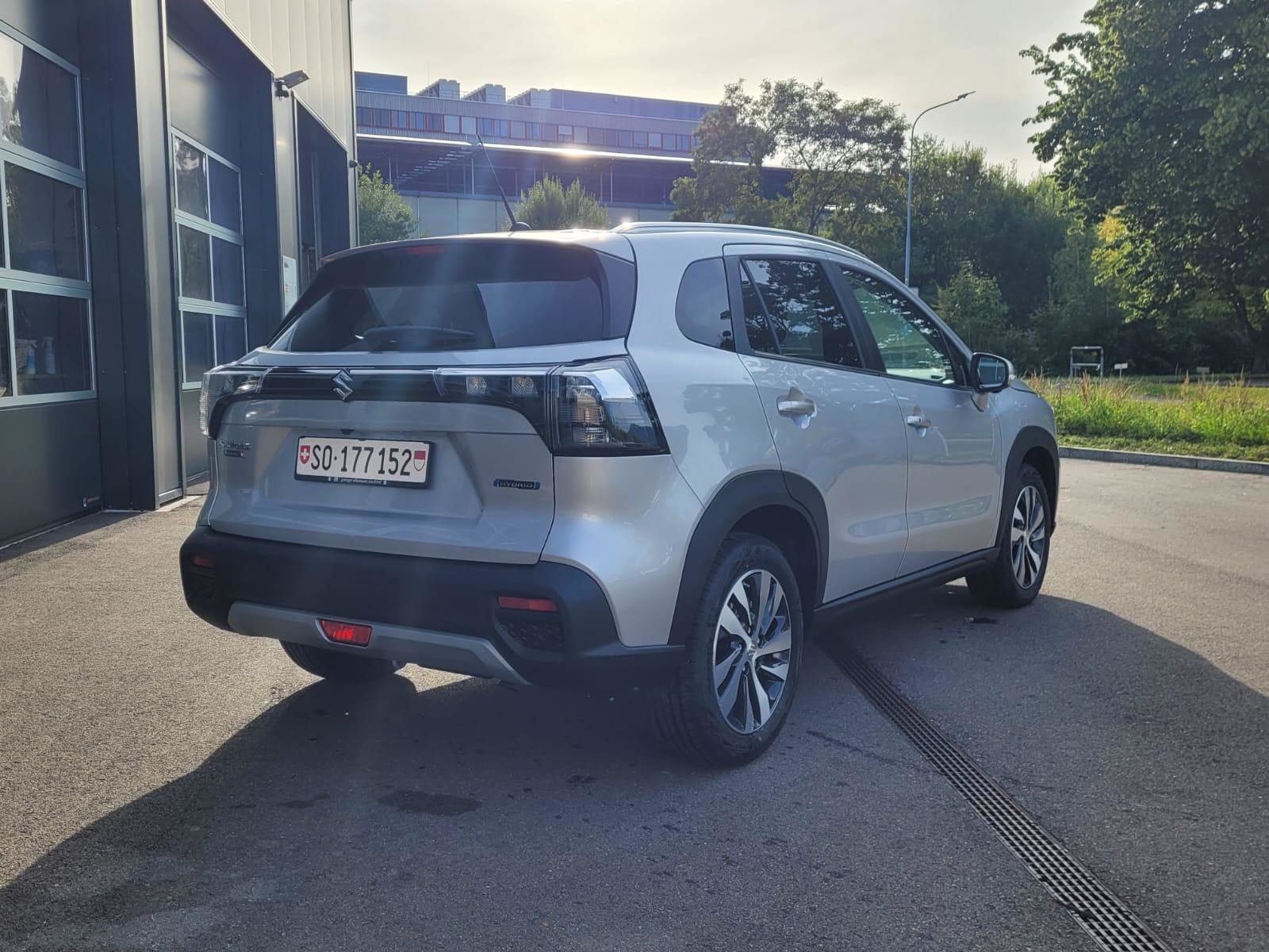 SUZUKI S-Cross 1.5 Compact Top Hybrid 4x4, Full-Hybrid Petrol/Electric, Ex-demonstrator, Automatic - 3