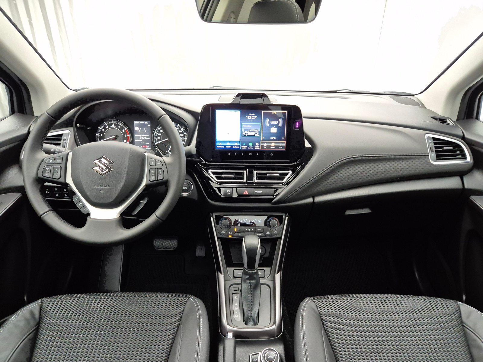 SUZUKI S-Cross 1.4 T Compact Top Hybrid 4x4 ab1.99% Leasing, Mild-Hybrid Petrol/Electric, Ex-demonstrator, Automatic - 5