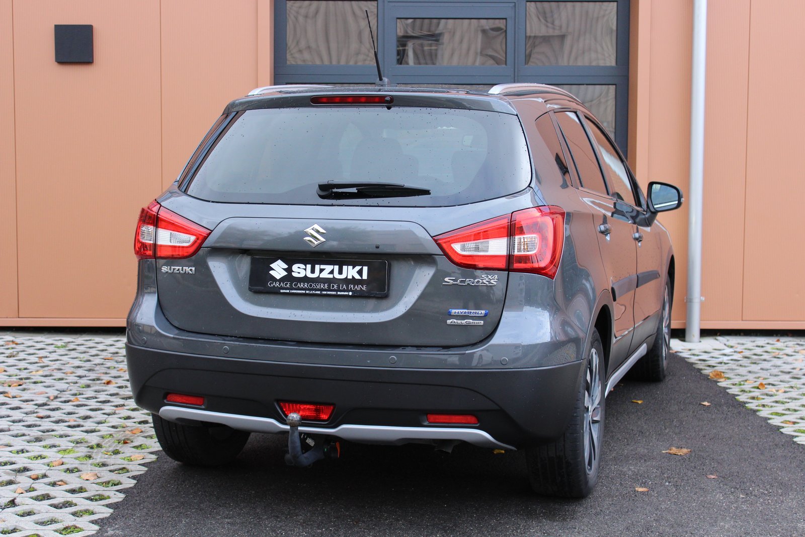 SUZUKI SX4 S-Cross 1.4 16V Compact Top Hybrid 4WD, Voll-Hybrid Benzin/Elektro, Occasion / Gebraucht, Handschaltung - 6