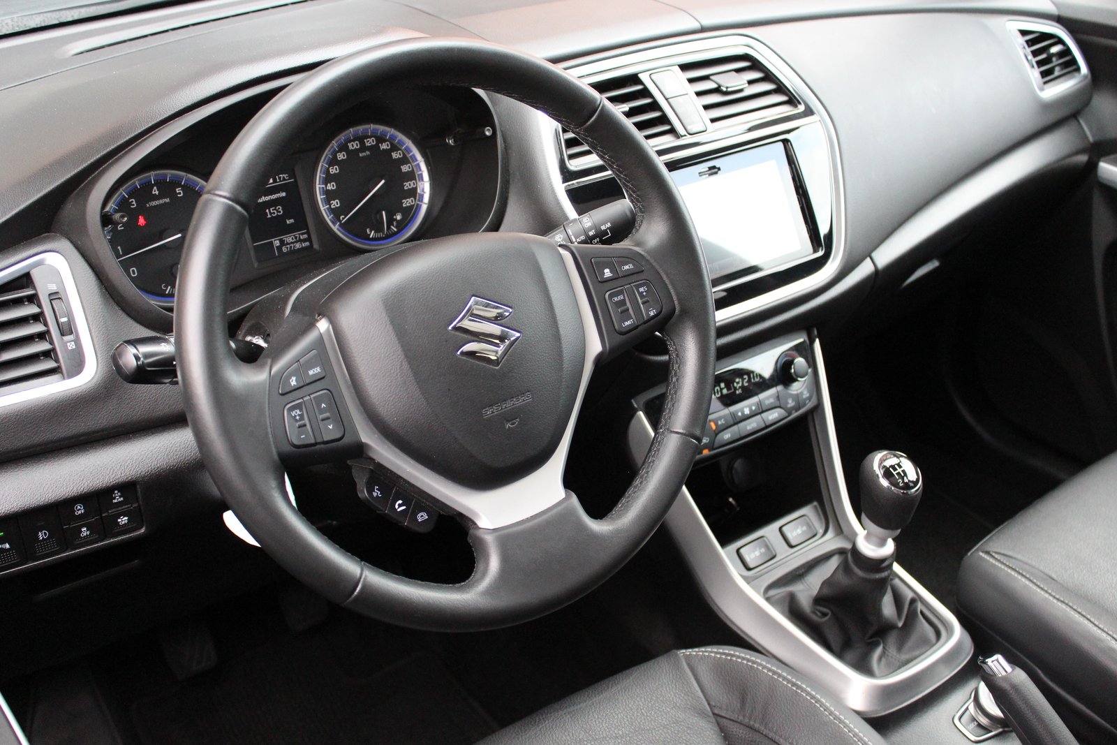 SUZUKI SX4 S-Cross 1.4 16V Compact Top Hybrid 4WD, Voll-Hybrid Benzin/Elektro, Occasion / Gebraucht, Handschaltung - 7