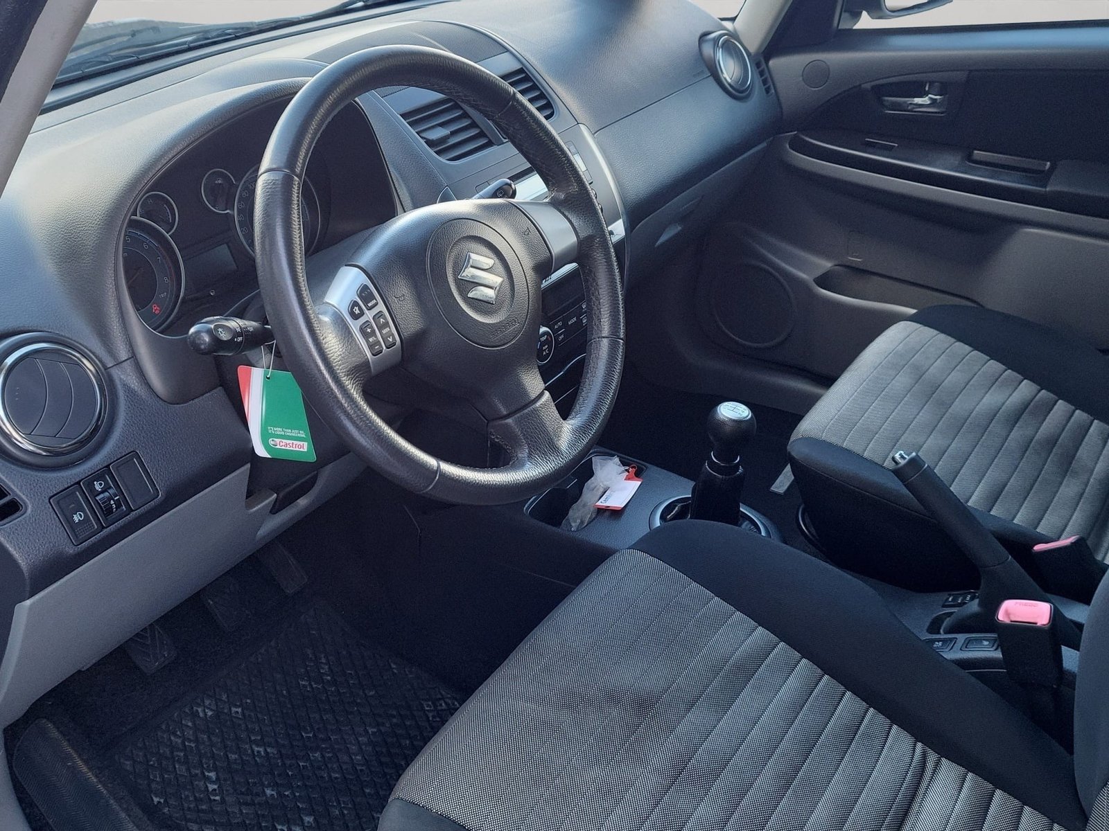 SUZUKI SX4 1.6 16V GL Top Piz Sulai 4WD, Benzin, Occasion / Gebraucht, Handschaltung - 4