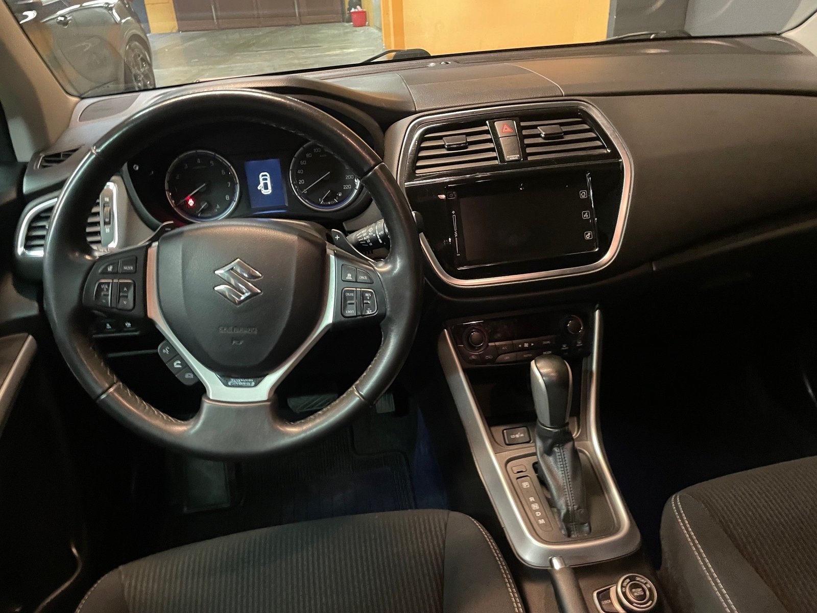 SUZUKI SX4 S-Cross 1.4GenT HybAT, Hybride Léger Essence/Électricité, Occasion / Utilisé, Automatique - 3