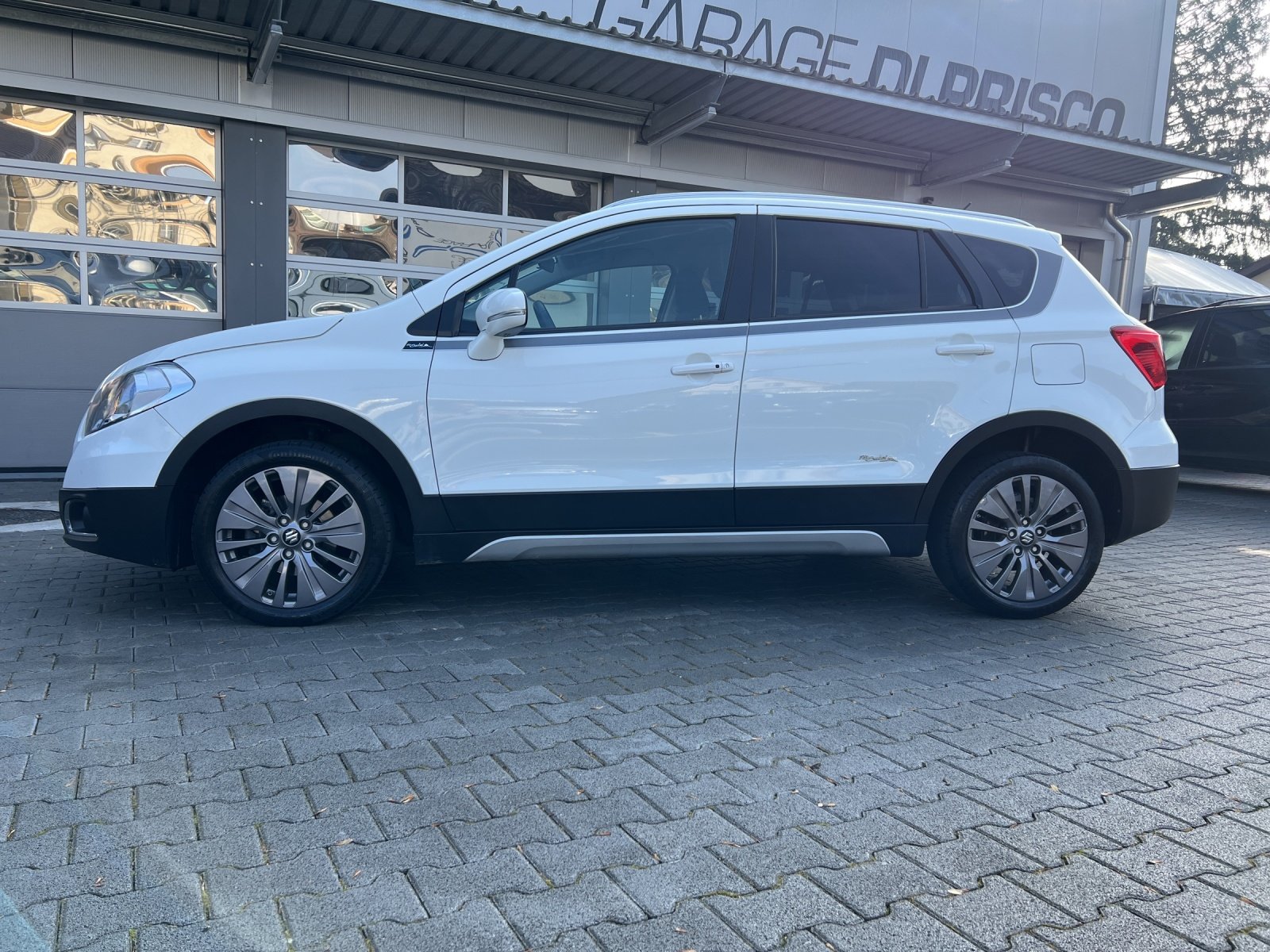 SUZUKI SX4 S-Cross 1.6 TD PizSulai 4WD TCSS, Diesel, Second hand / Used, Automatic - 2