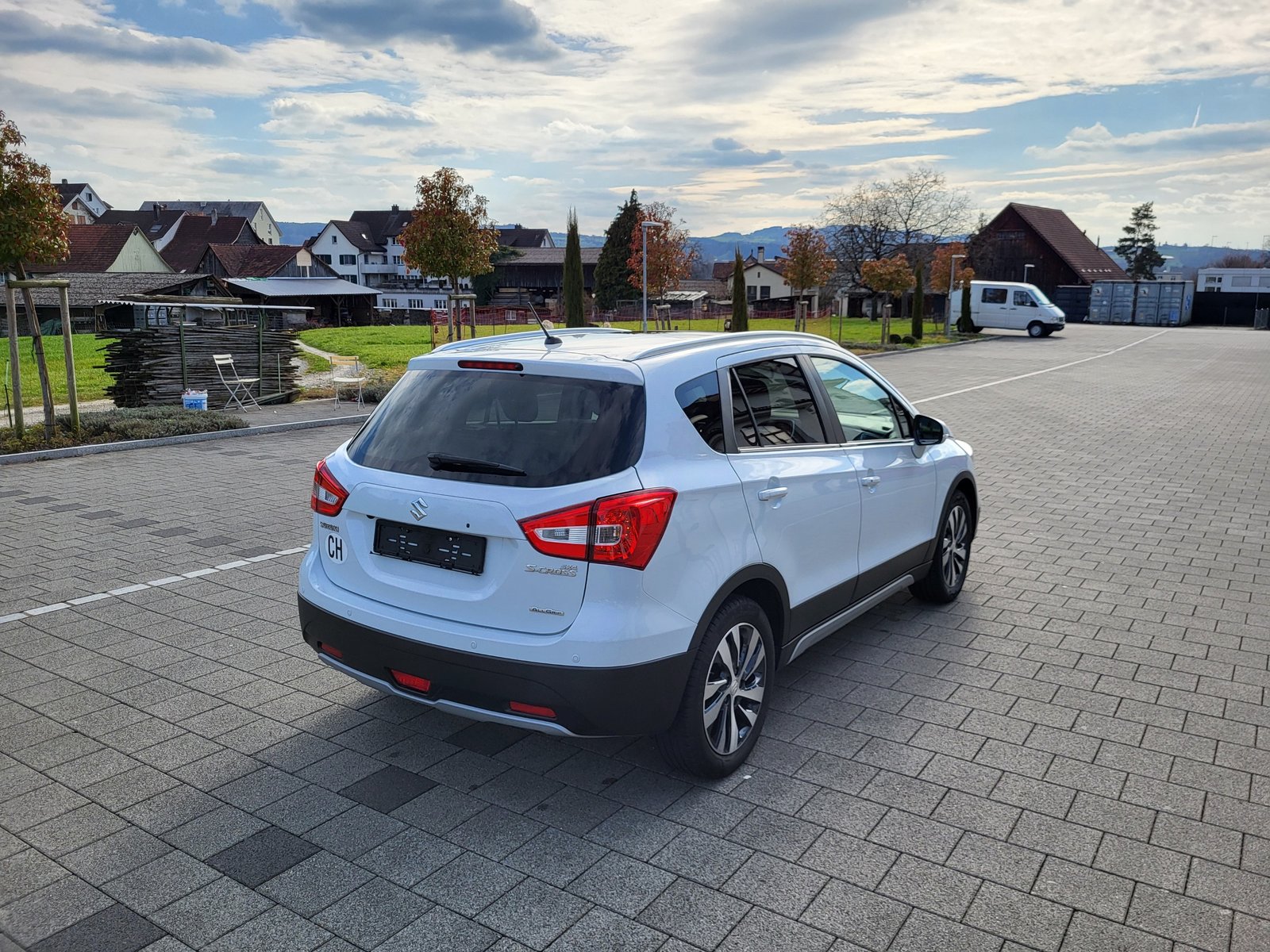 SUZUKI SX4 S-Cross 1.4 16V Compact Top 4WD Automatic, Petrol, Second hand / Used, Automatic - 3