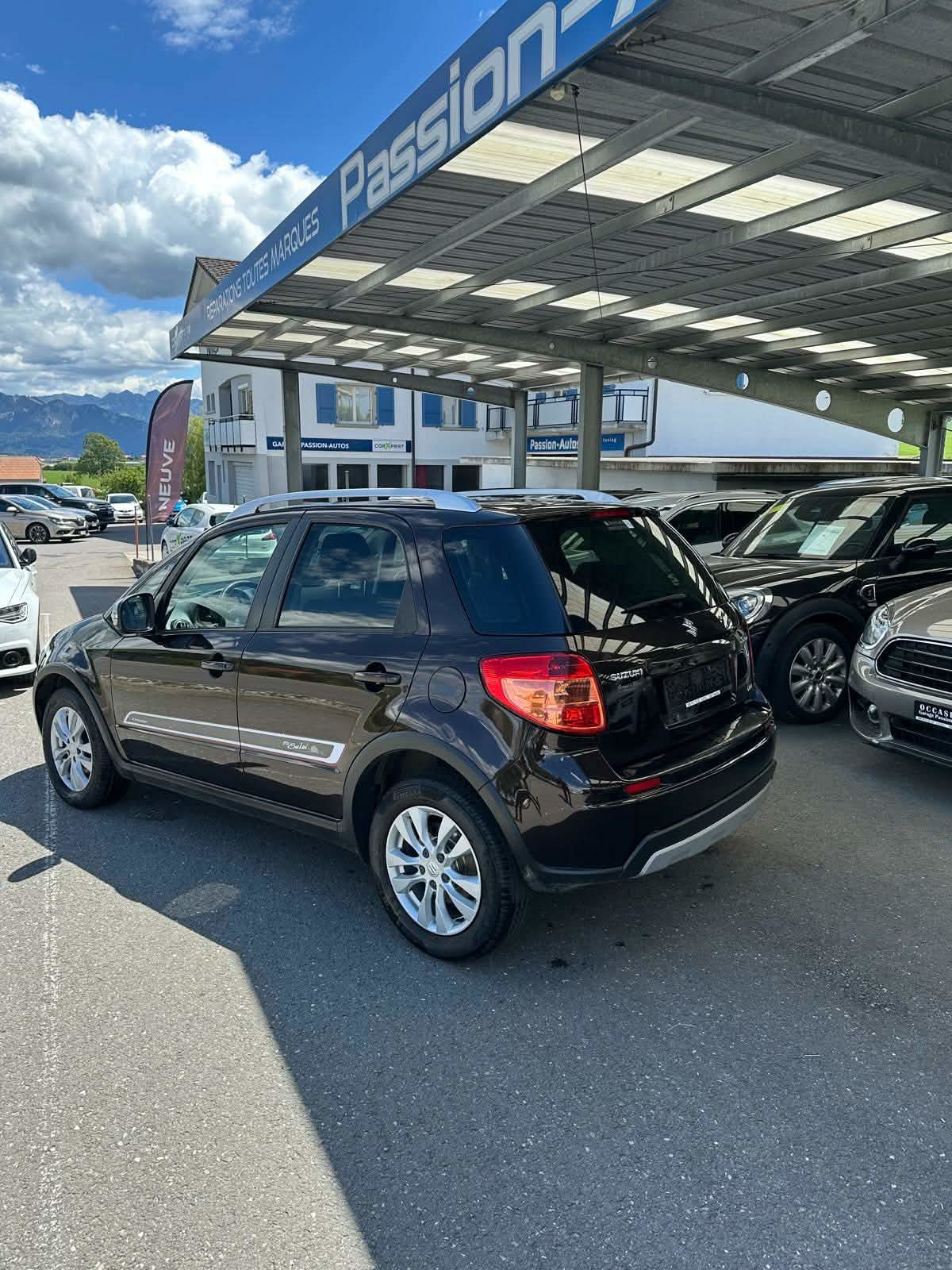 SUZUKI SX4 1.6 16V Sergio Cellano 4WD, Petrol, Second hand / Used, Manual - 5