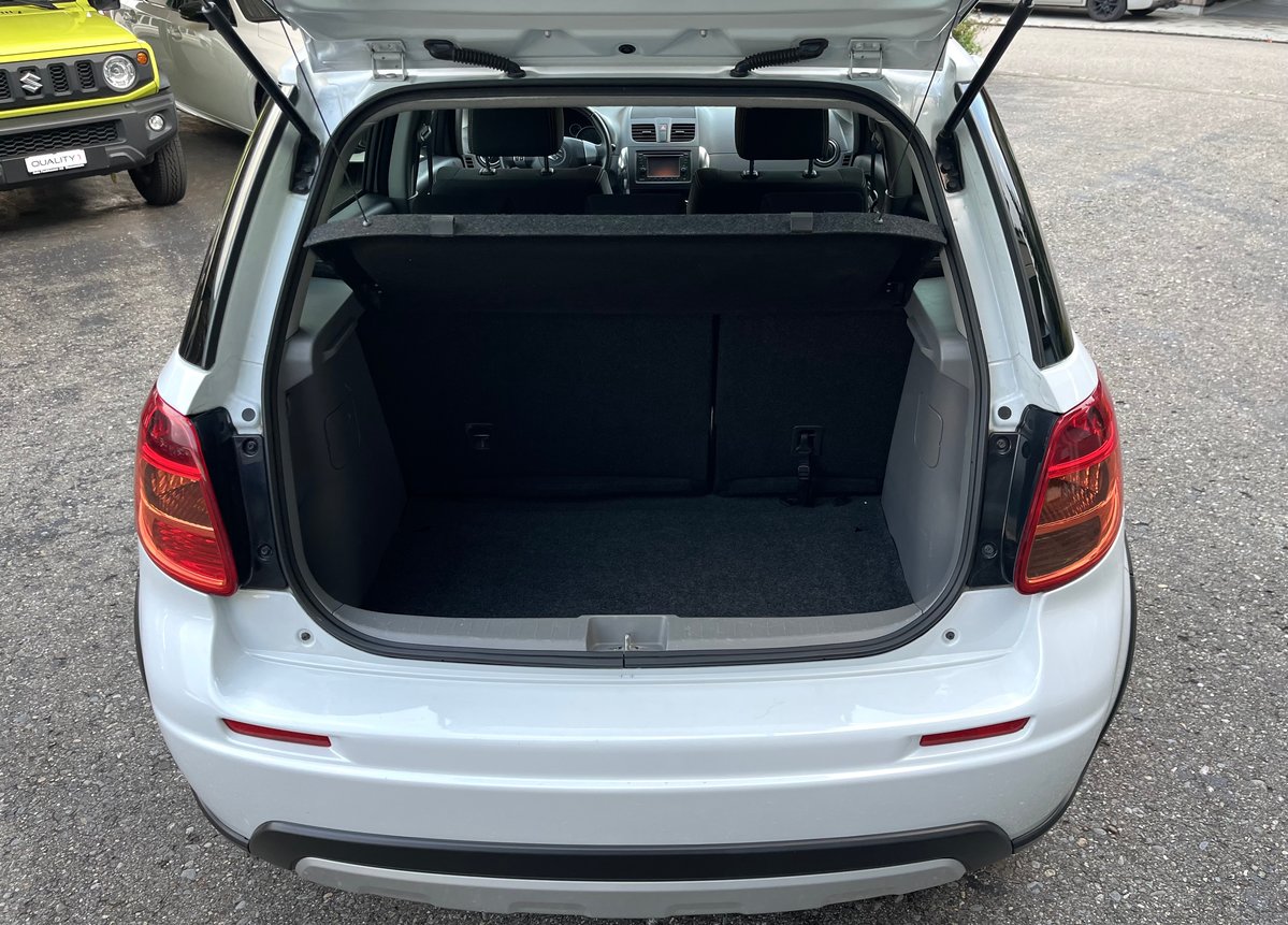 SUZUKI SX4 1.6 16V GL Top Sergio Cellano 4WD, Benzin, Occasion / Gebraucht, Handschaltung - 6